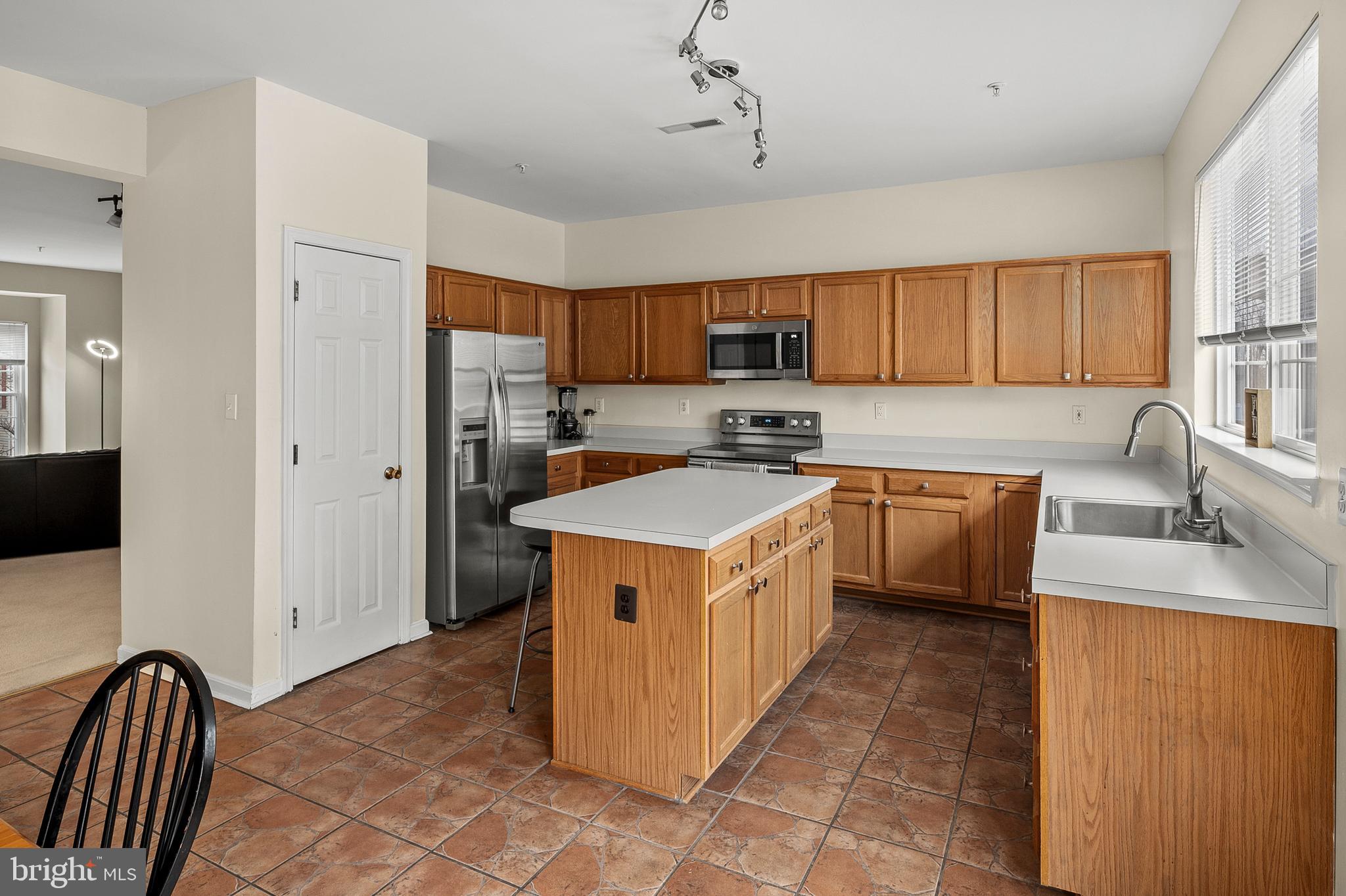 PINEY ORCHARD - Residential