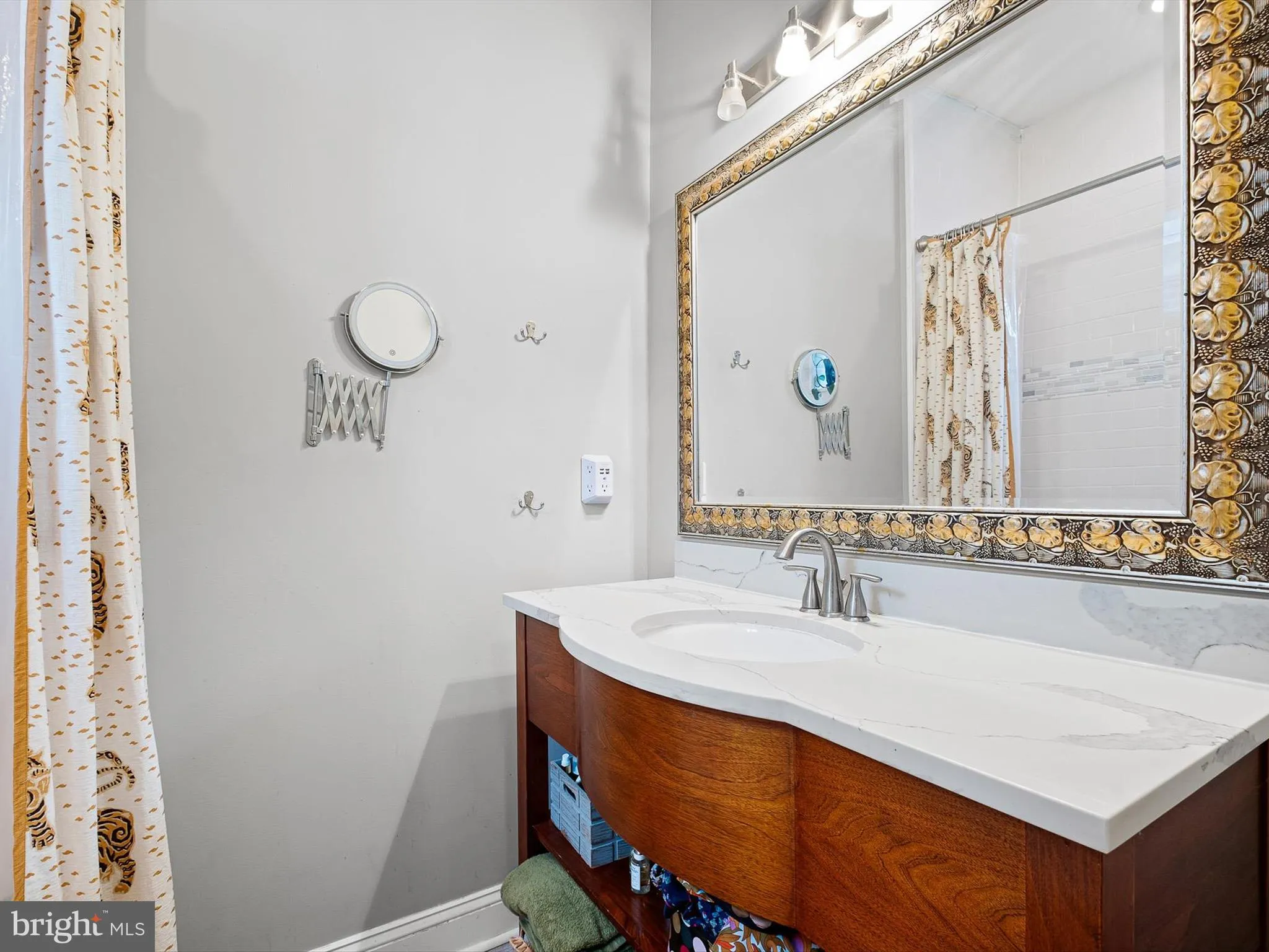 Wilmington, Delaware 19806, United States, 4 Bedrooms Bedrooms, ,3 BathroomsBathrooms,Residential,Active,230308