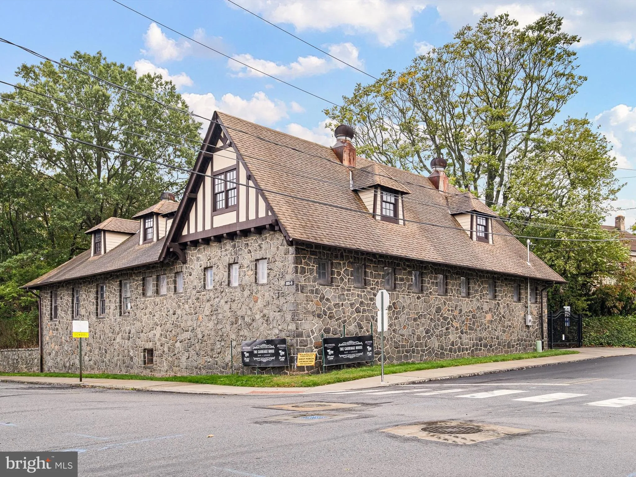 Wilmington, Delaware 19806, United States, 4 Bedrooms Bedrooms, ,3 BathroomsBathrooms,Residential,Active,230308