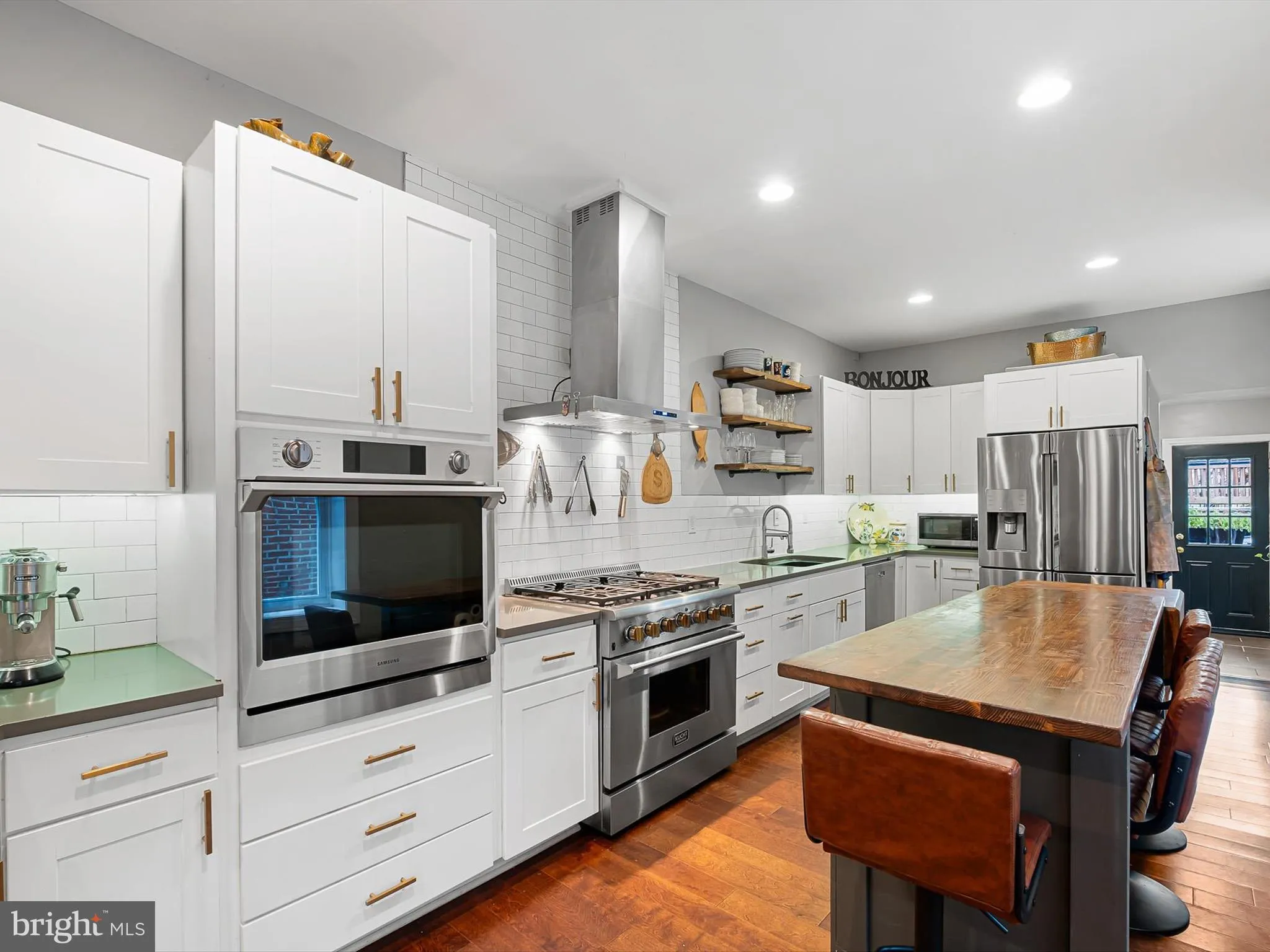 Wilmington, Delaware 19806, United States, 4 Bedrooms Bedrooms, ,3 BathroomsBathrooms,Residential,Active,230308