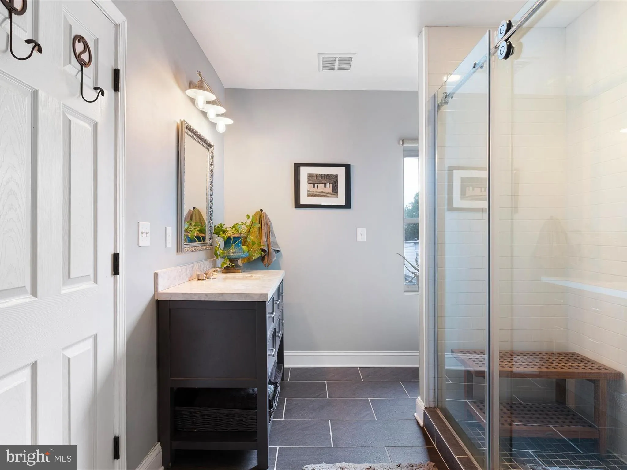 Wilmington, Delaware 19806, United States, 4 Bedrooms Bedrooms, ,3 BathroomsBathrooms,Residential,Active,230308