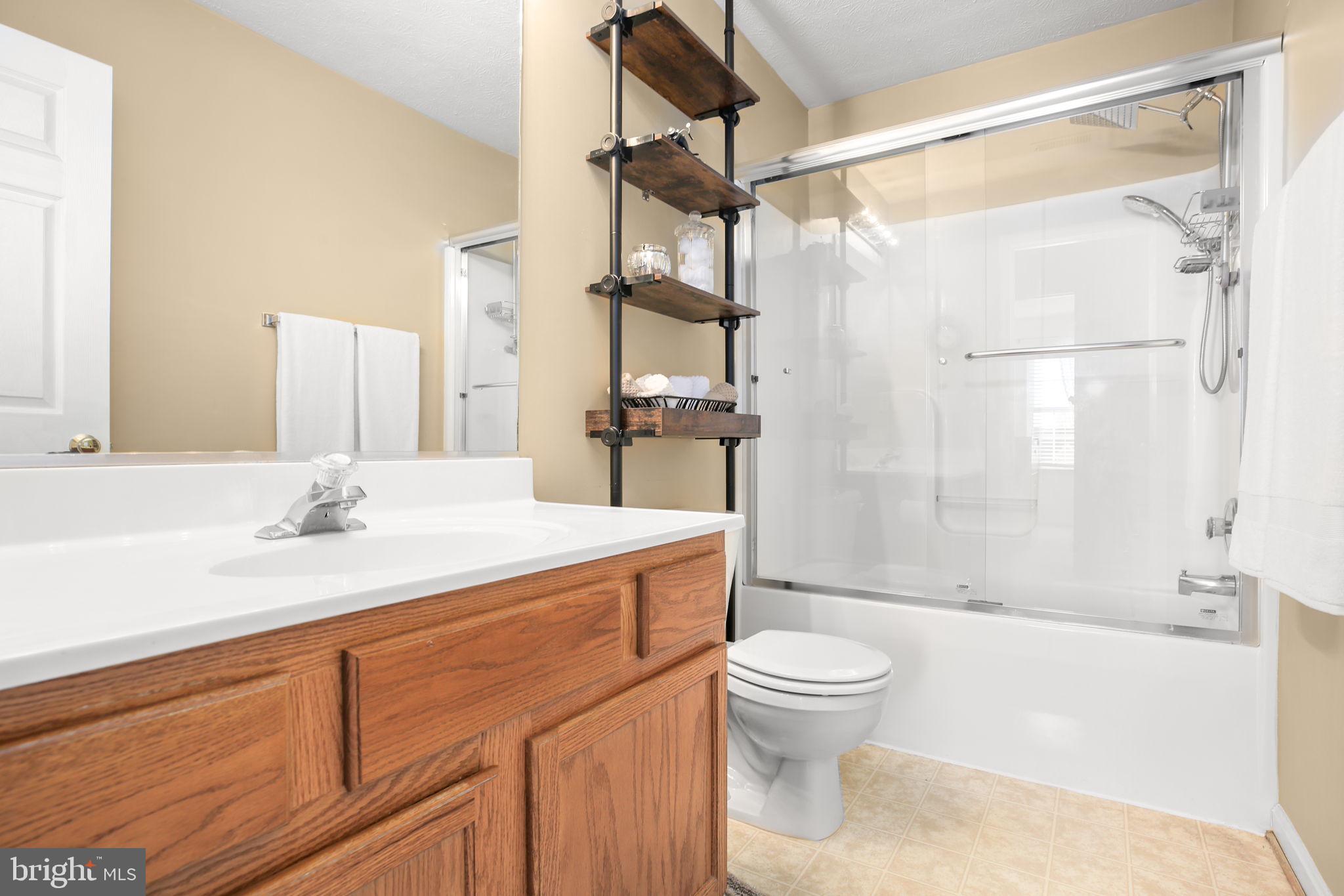 HUNTINGTON MEADOWS - Residential