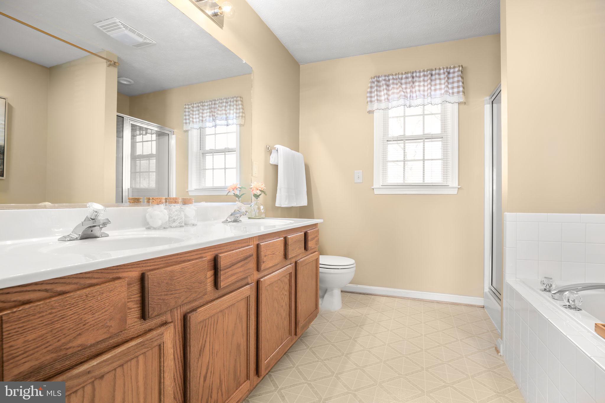 HUNTINGTON MEADOWS - Residential