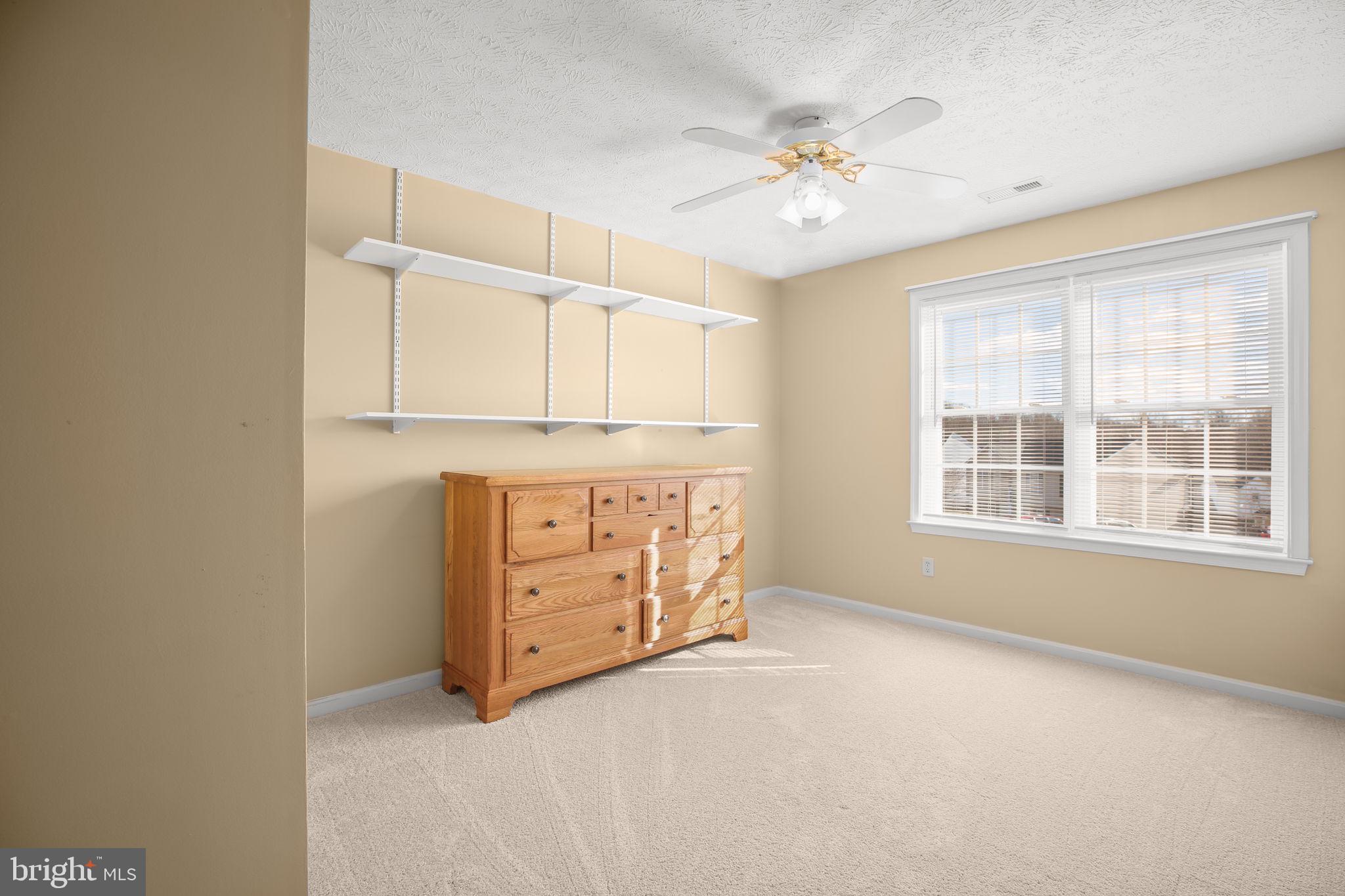 HUNTINGTON MEADOWS - Residential