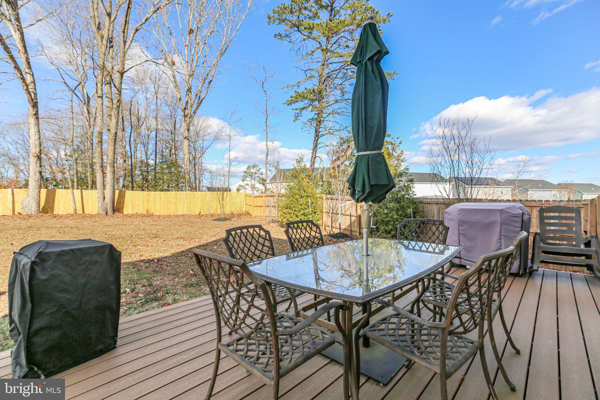 HUNTINGTON MEADOWS - Residential