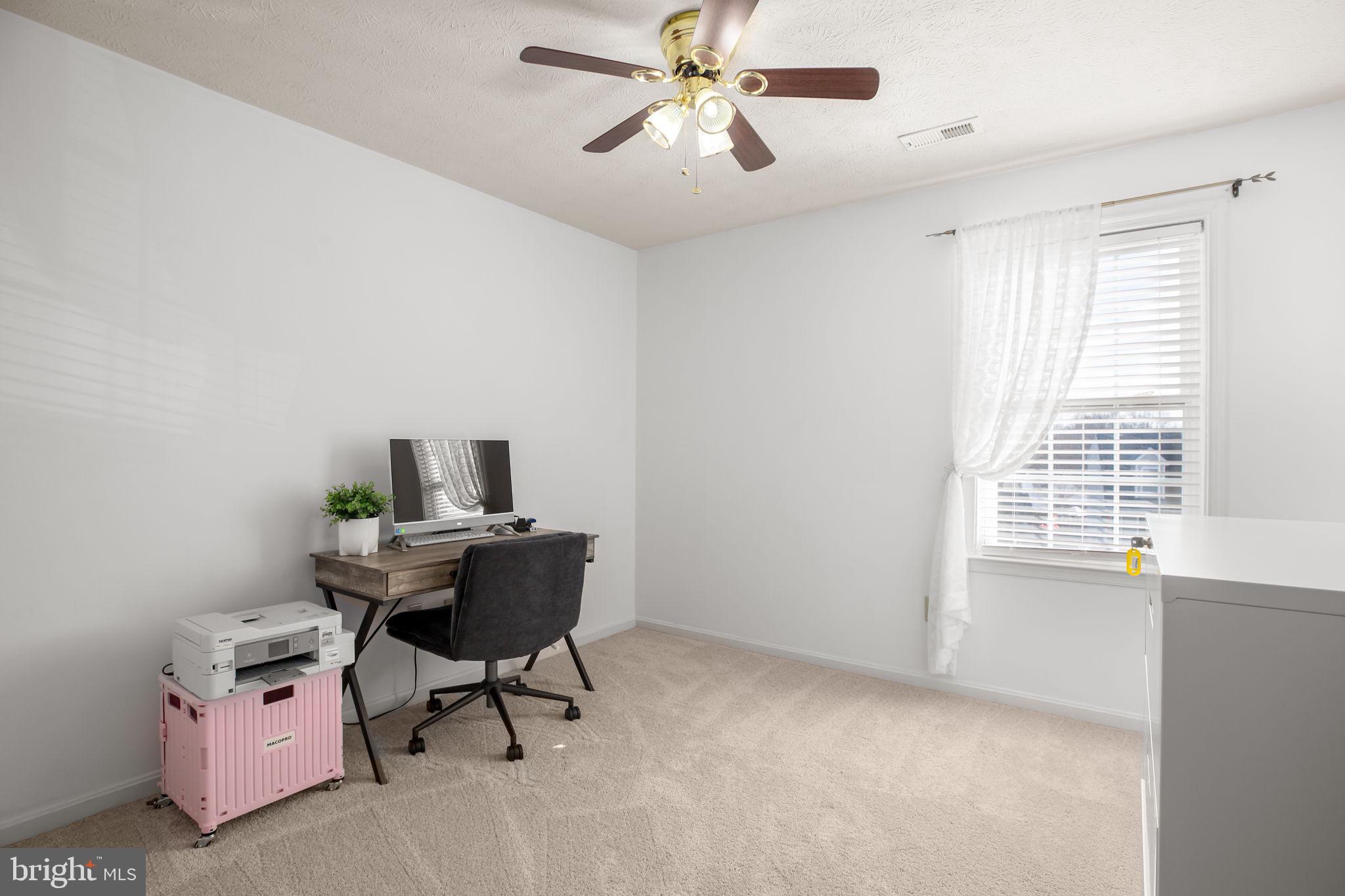 HUNTINGTON MEADOWS - Residential