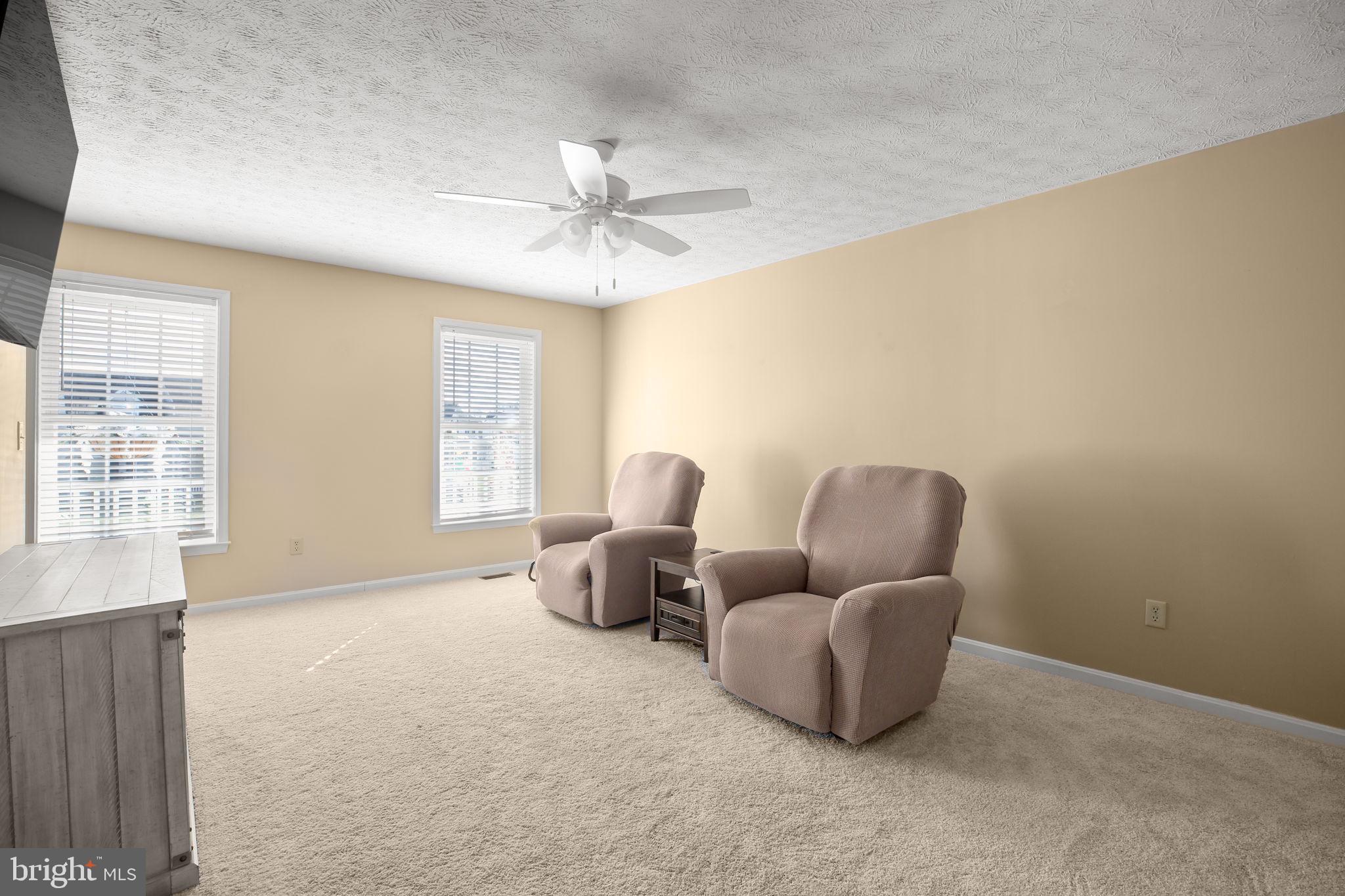 HUNTINGTON MEADOWS - Residential