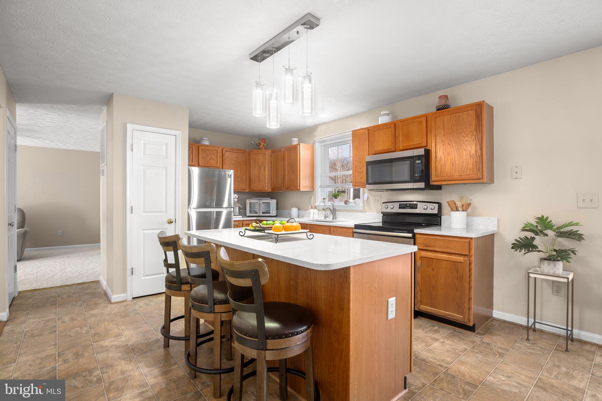 HUNTINGTON MEADOWS - Residential