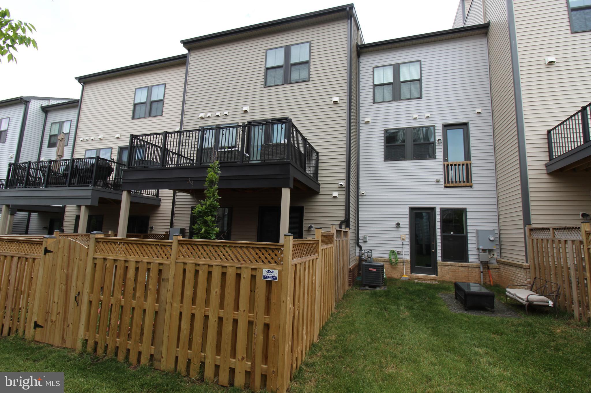 BRAMBLETON TOWN CENTER - Residential Lease