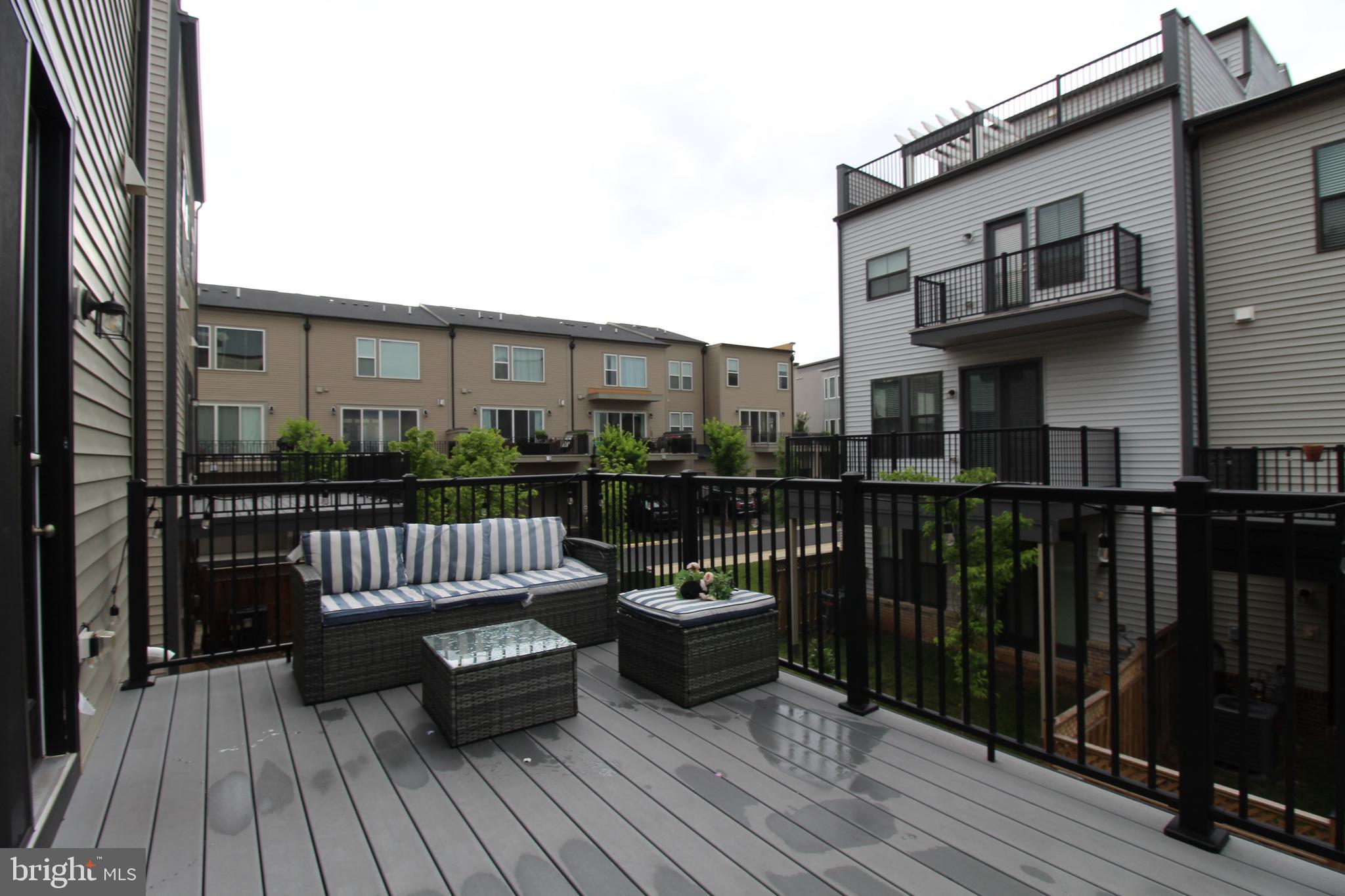 BRAMBLETON TOWN CENTER - Residential Lease