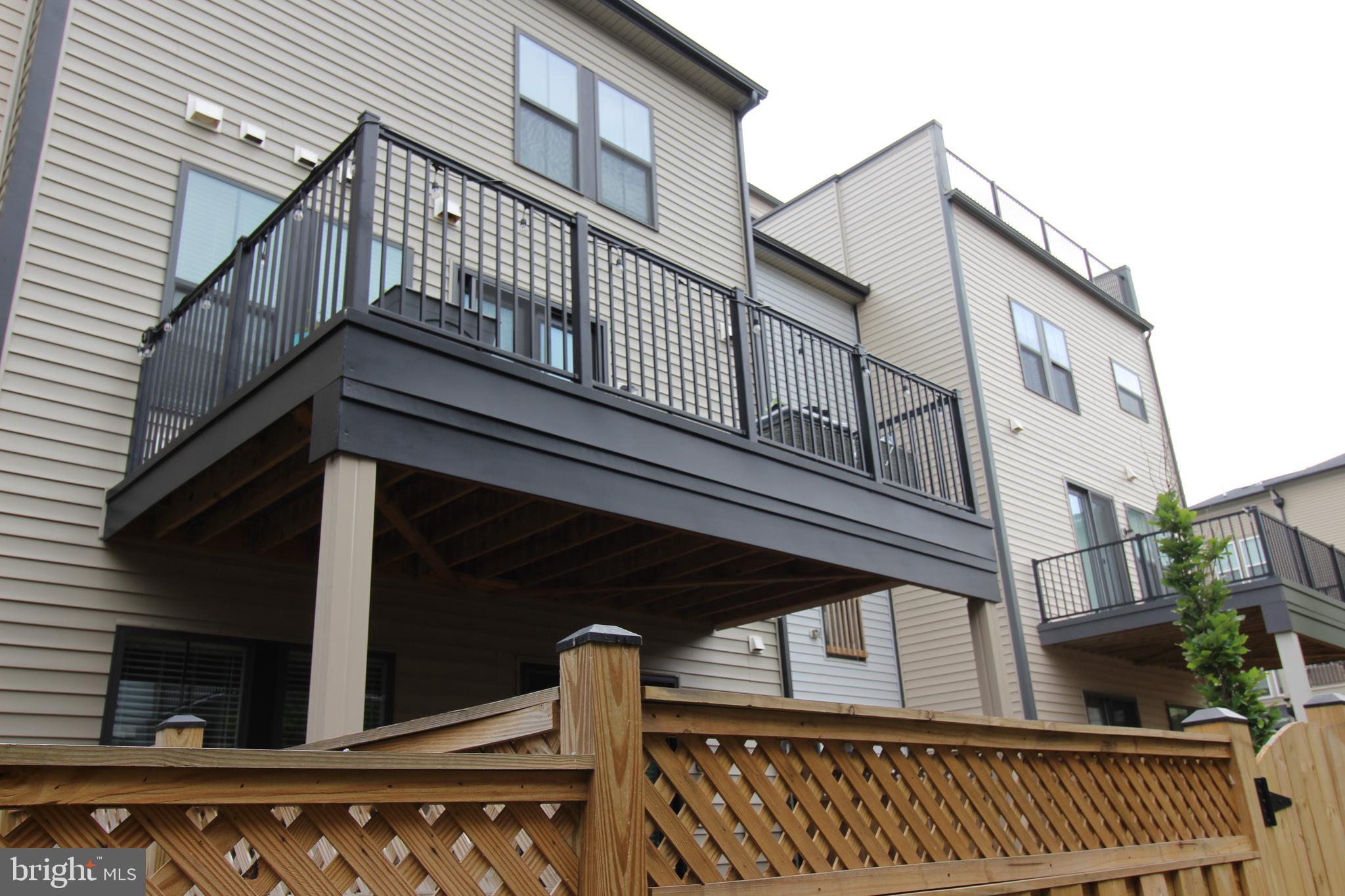 BRAMBLETON TOWN CENTER - Residential Lease