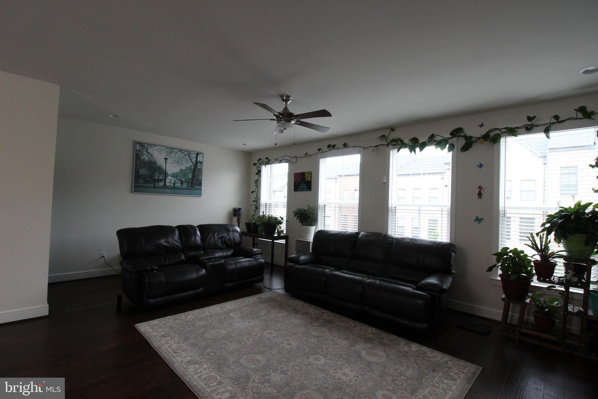 BRAMBLETON TOWN CENTER - Residential Lease