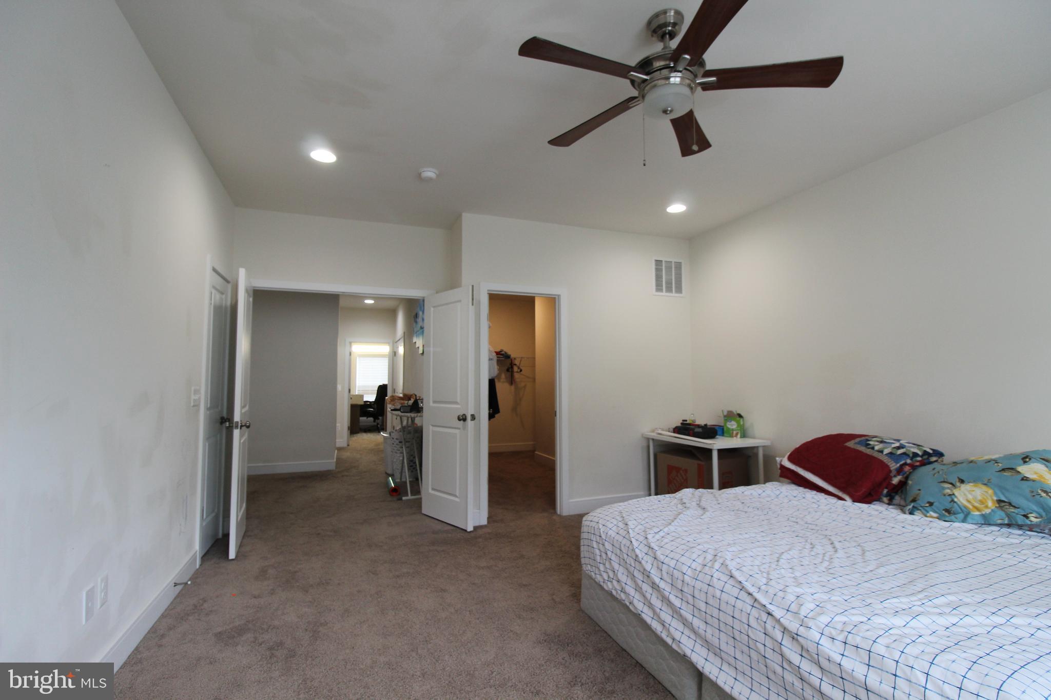 BRAMBLETON TOWN CENTER - Residential Lease