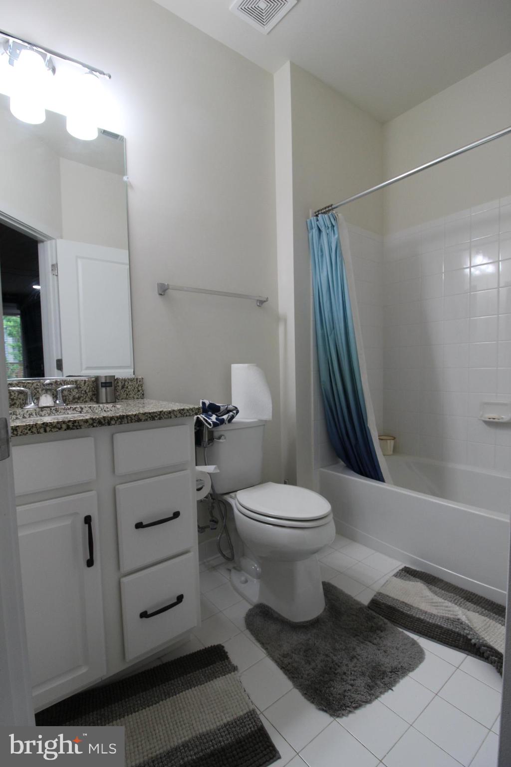 BRAMBLETON TOWN CENTER - Residential Lease