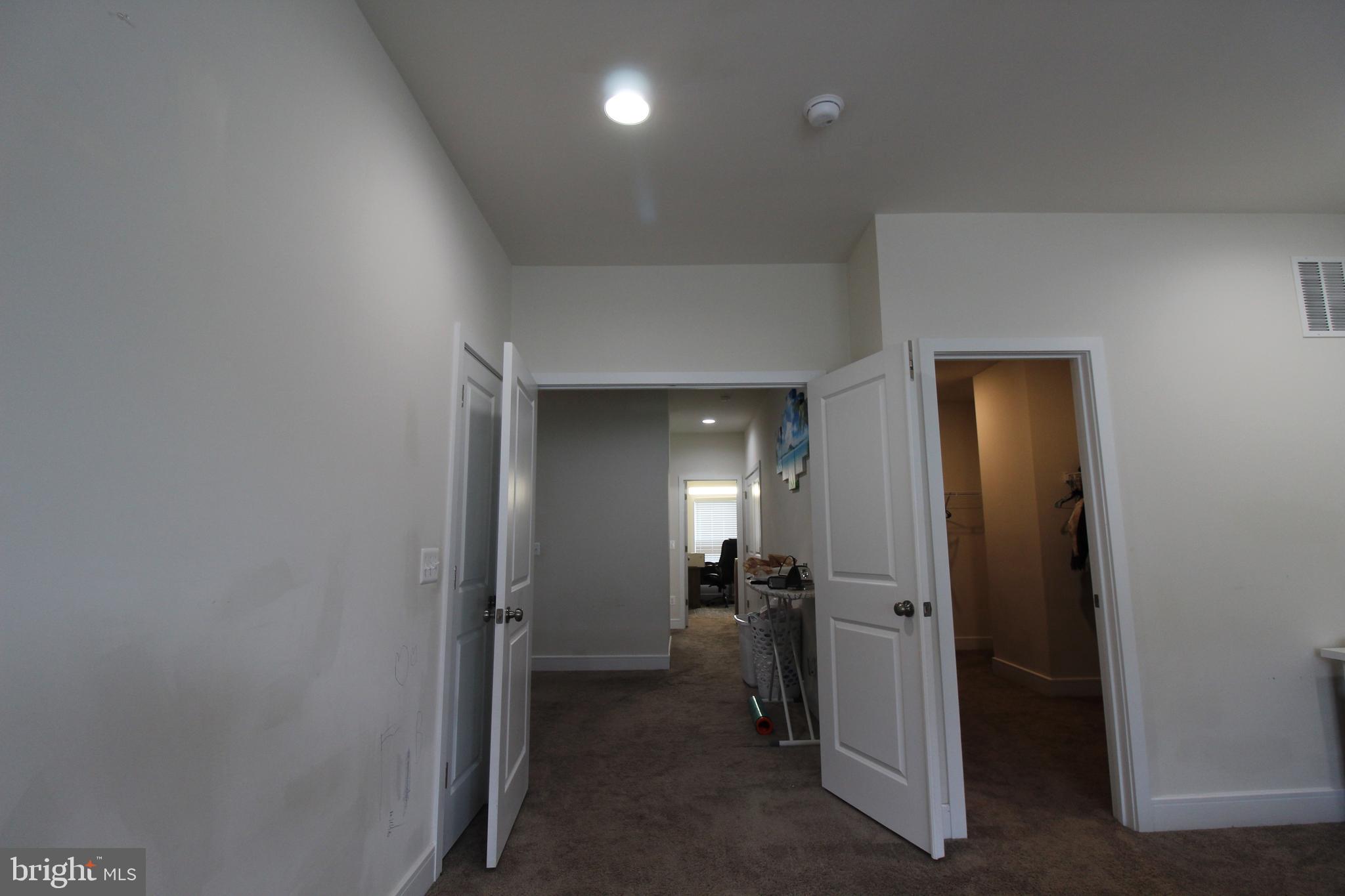 BRAMBLETON TOWN CENTER - Residential Lease