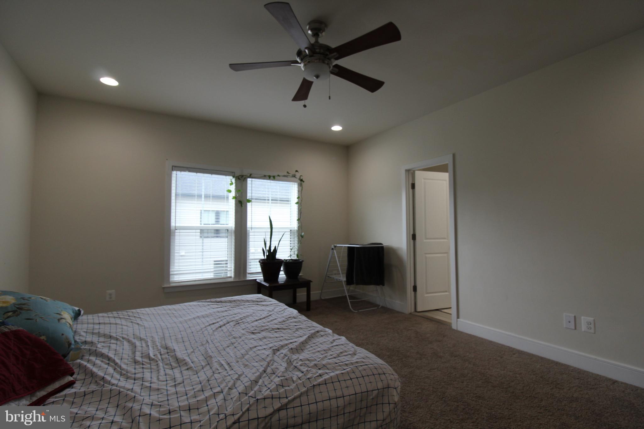 BRAMBLETON TOWN CENTER - Residential Lease