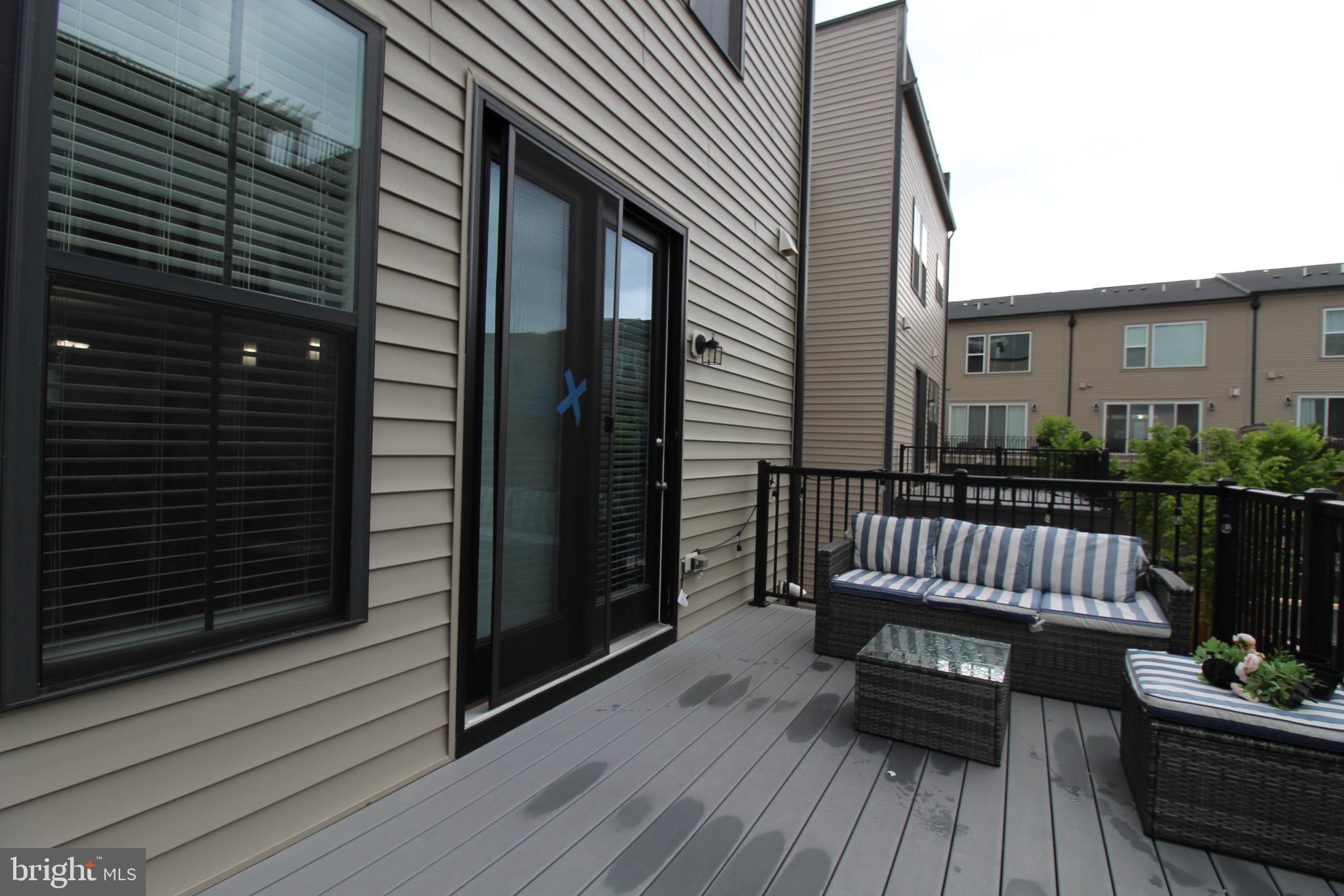 BRAMBLETON TOWN CENTER - Residential Lease