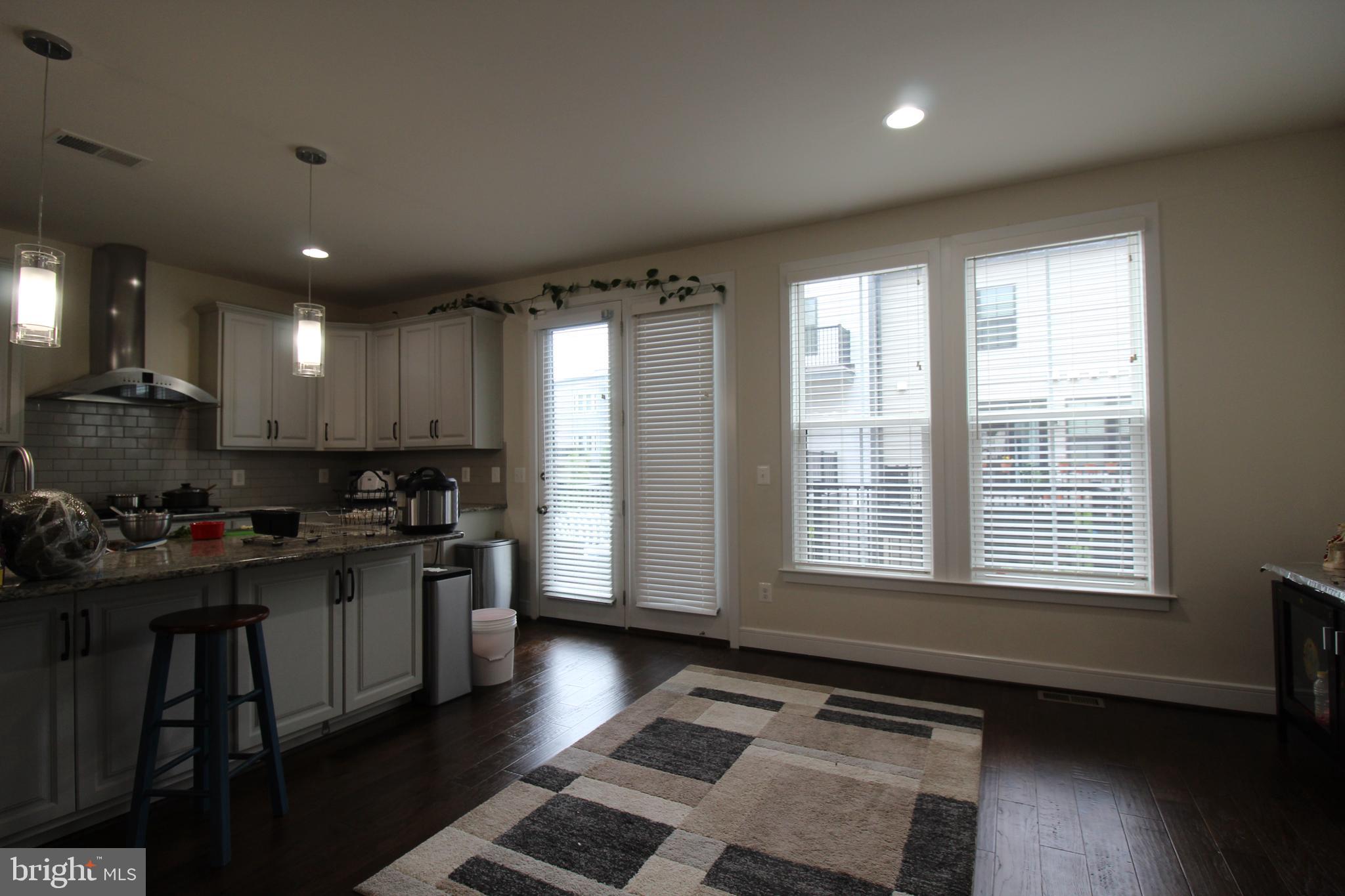 BRAMBLETON TOWN CENTER - Residential Lease