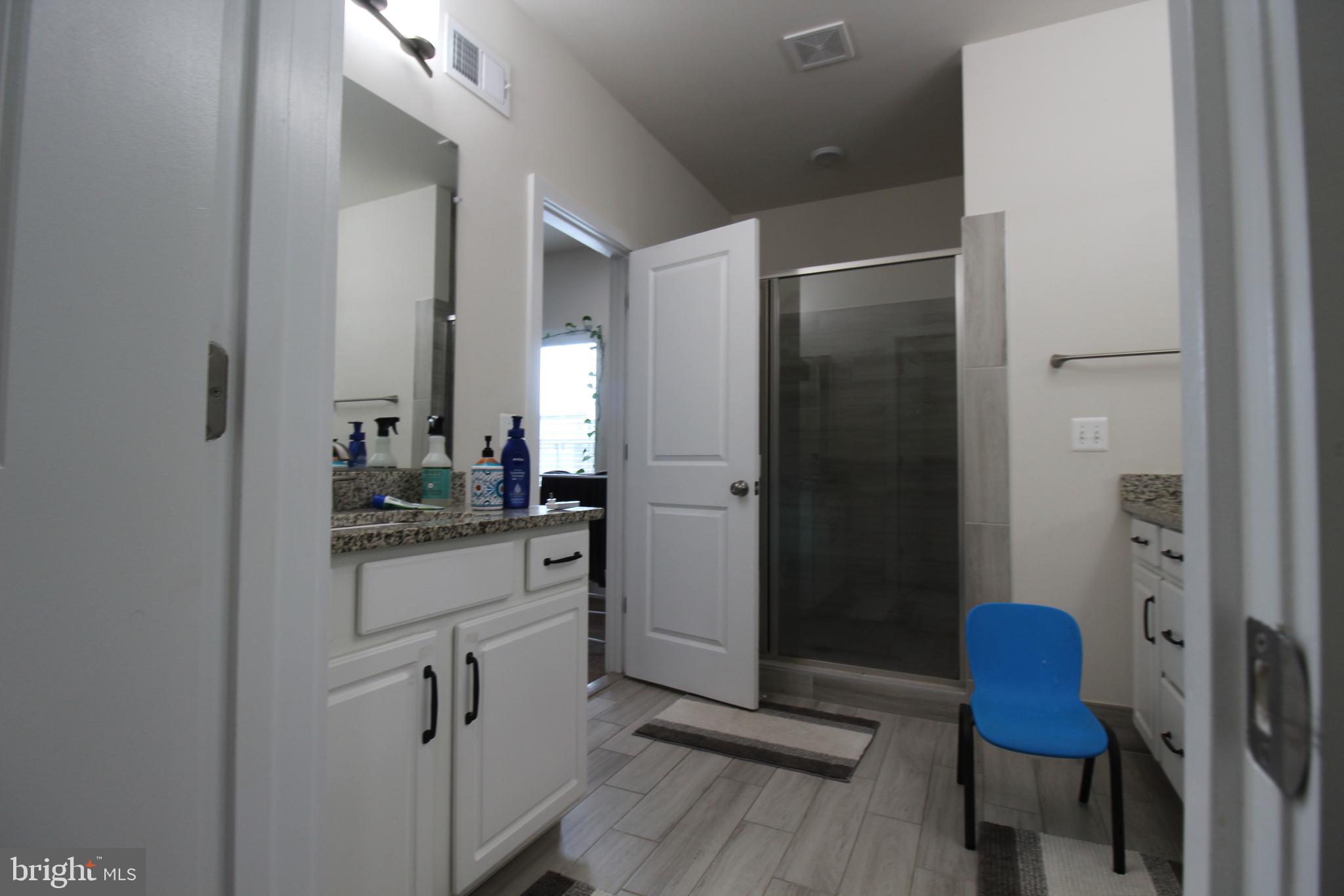 BRAMBLETON TOWN CENTER - Residential Lease