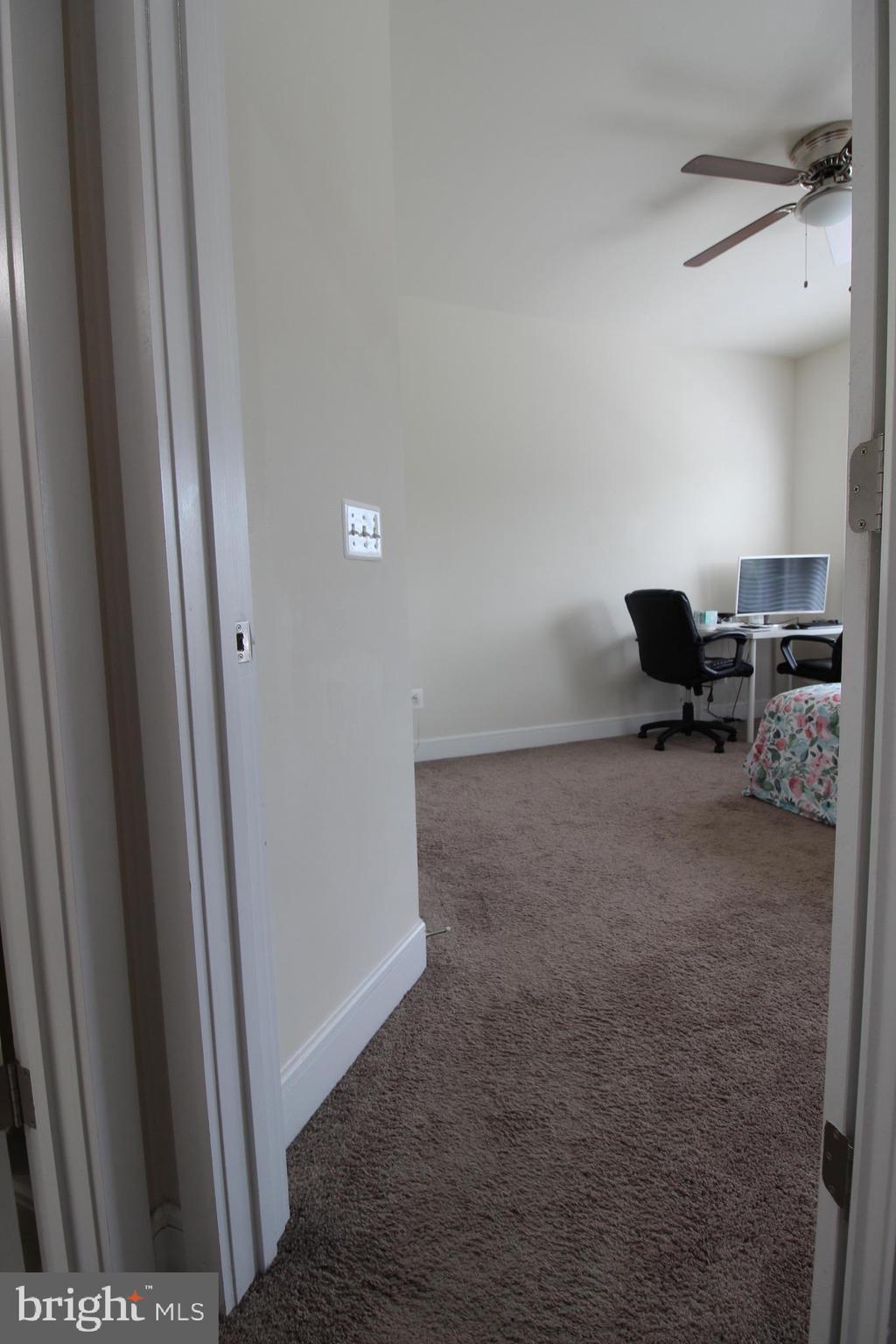 BRAMBLETON TOWN CENTER - Residential Lease