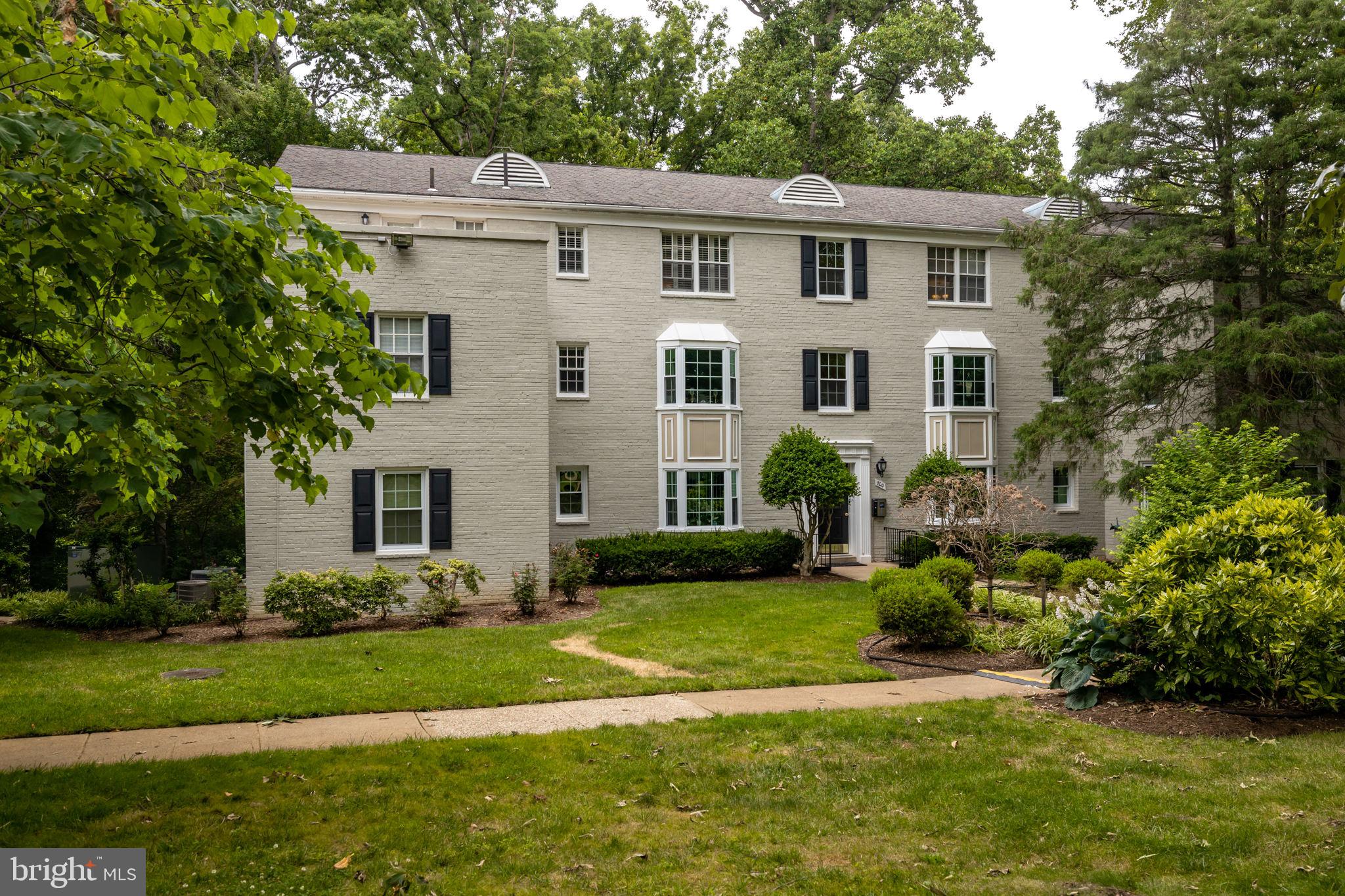 PARK GLEN - Residential