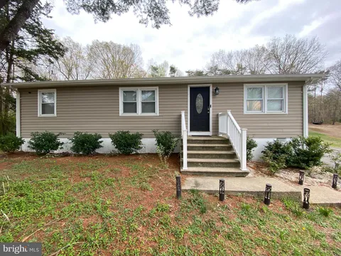 6712 Caribou Court, Fredericksburg, VA MLS: VASP2031920