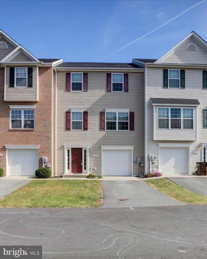 Charming 3-Story Townhome in Farmspring Estates. Welcome to this beautifully upgraded townhome in the desirable Farmspring Estates. The lower entry level features a versatile finished room with exterior access, perfect for a bedroom or home office, along with ample storage, a utility room, and a rough-in for a future bathroom. The main living area boasts a spacious, well-appointed kitchen with stainless steel appliances, luxury vinyl plank flooring, granite countertops, and a pantry closet. This level is perfect for entertaining and everyday living. Upstairs, you’ll find three comfortable bedrooms. The primary suite includes a large walk-in closet and an en-suite bathroom with a double vanity, soaking tub, and separate shower. The two additional bedrooms share a full guest bathroom with a tub/shower combination. Conveniently located with easy access to town and township boulevard, this home offers both comfort and convenience.