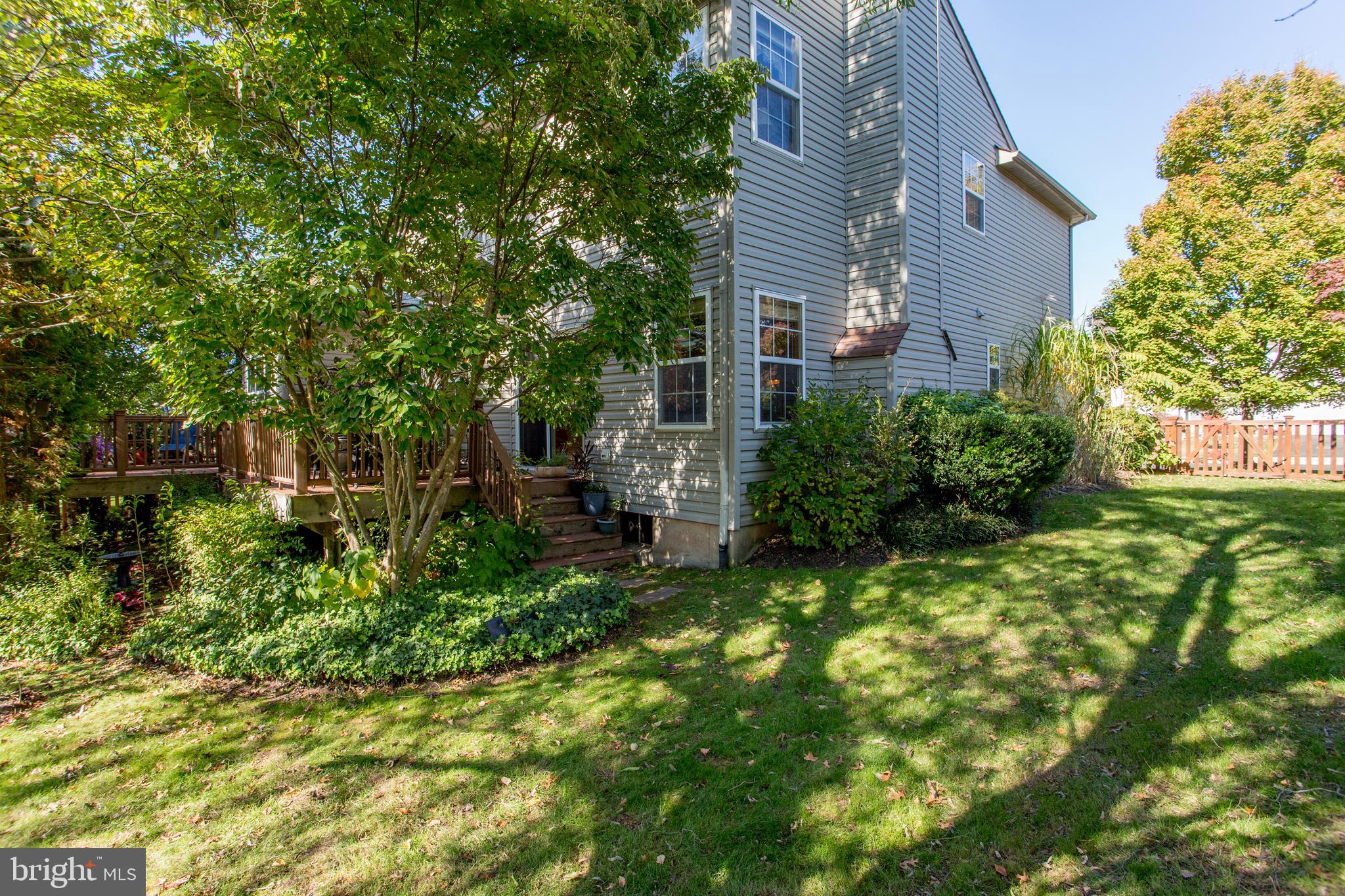 NORTH POINTE - Residential