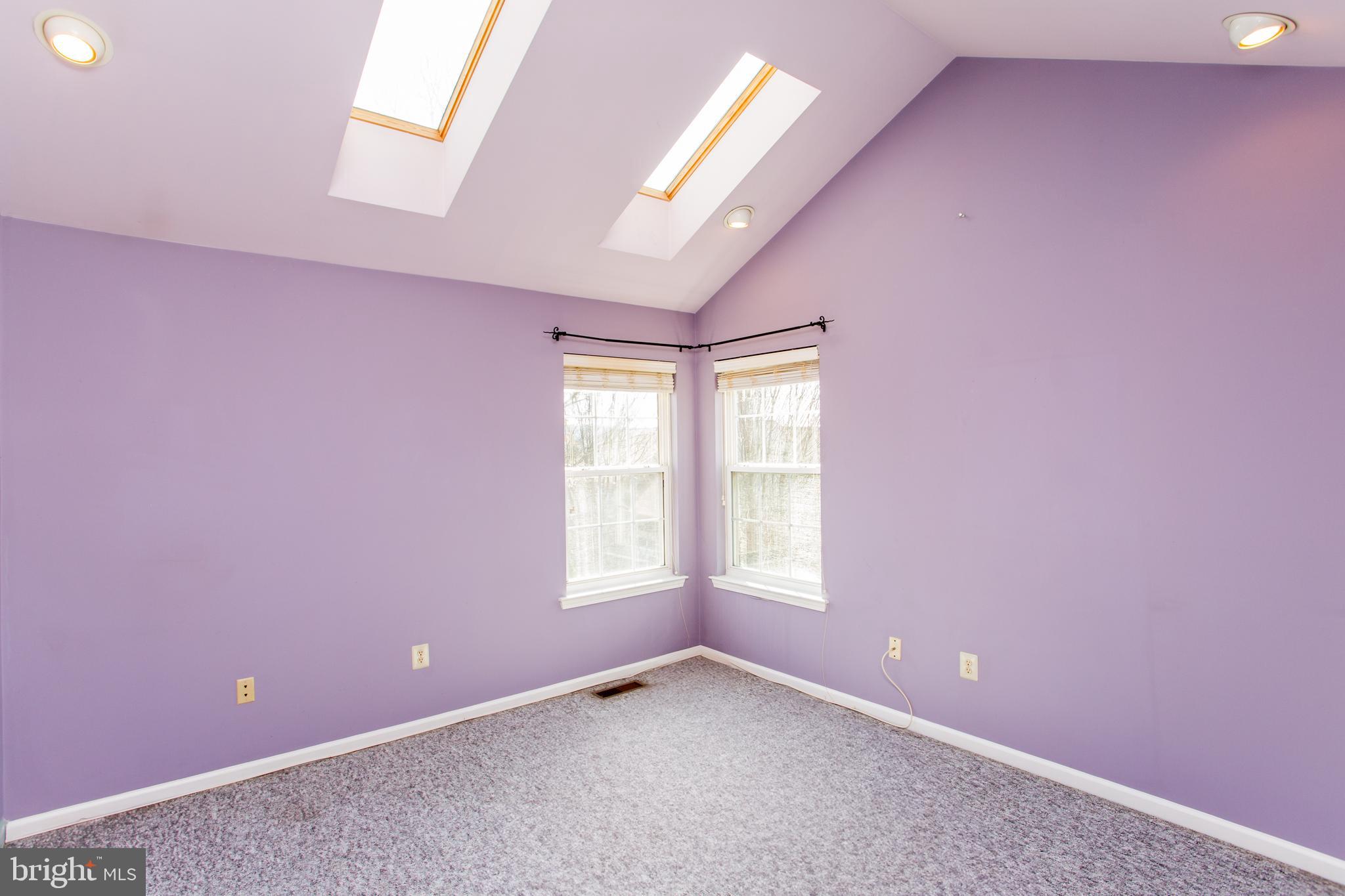 NORTH POINTE - Residential