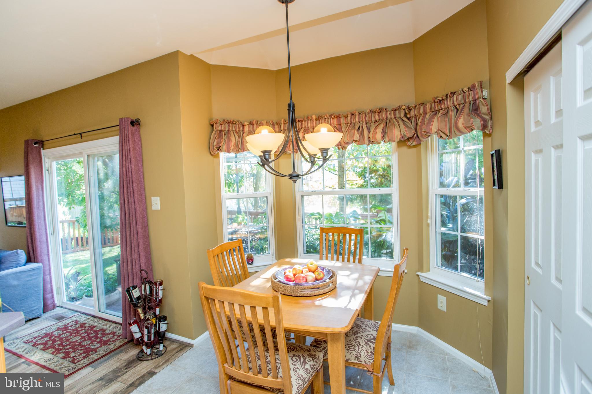 NORTH POINTE - Residential