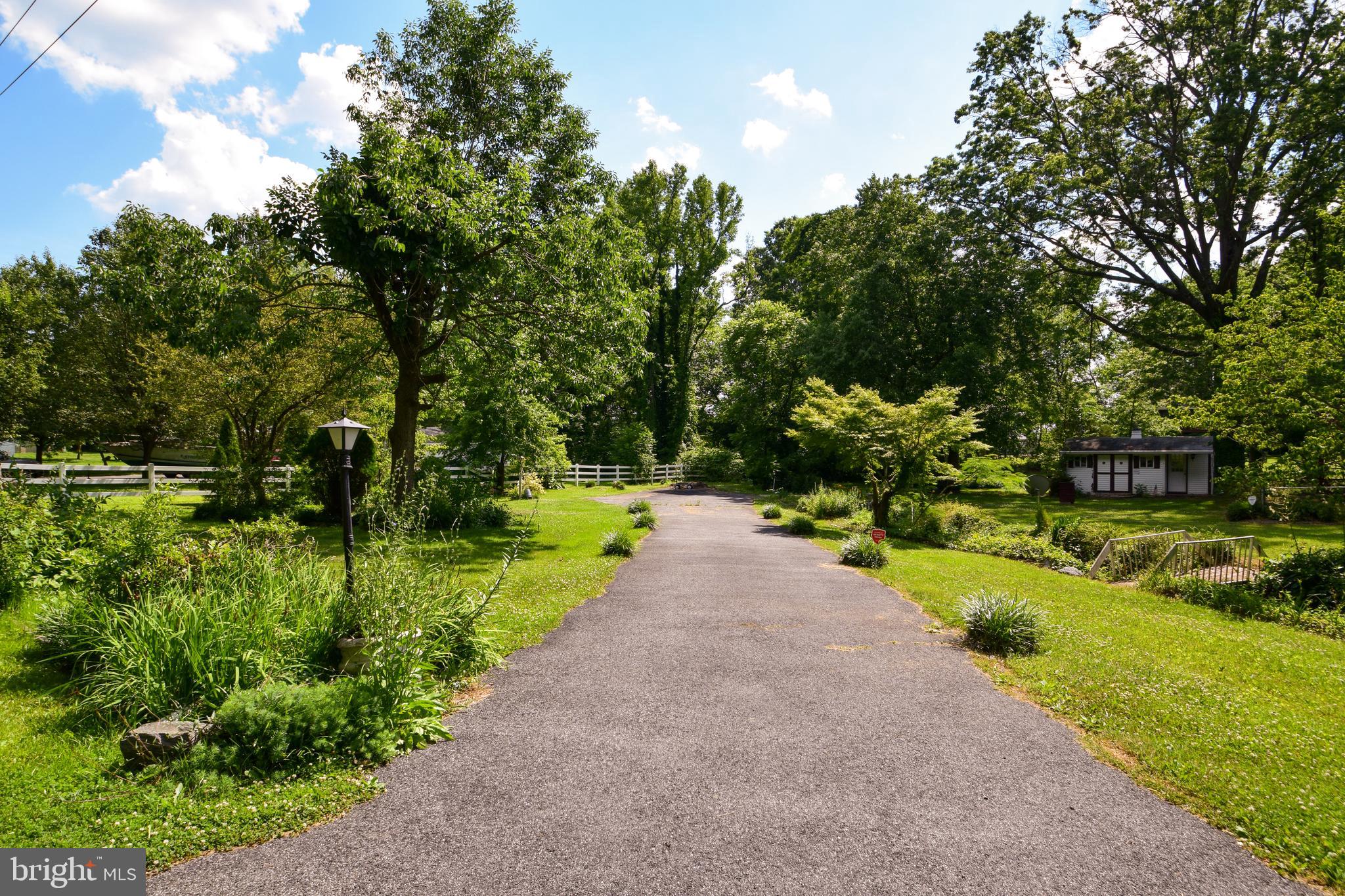 VAN BIBBER MANOR - Residential