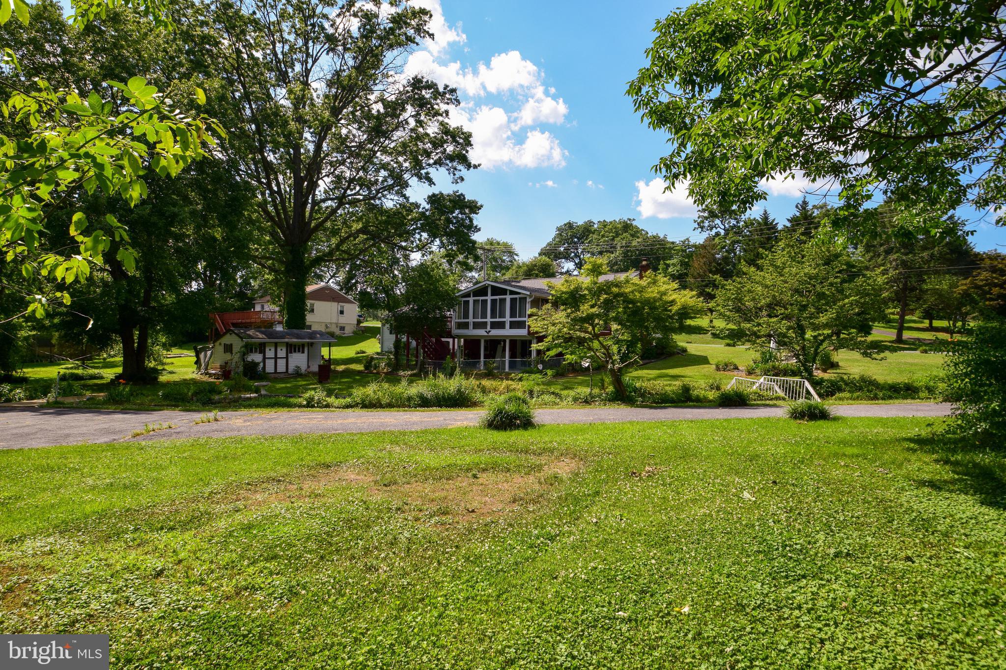 VAN BIBBER MANOR - Residential