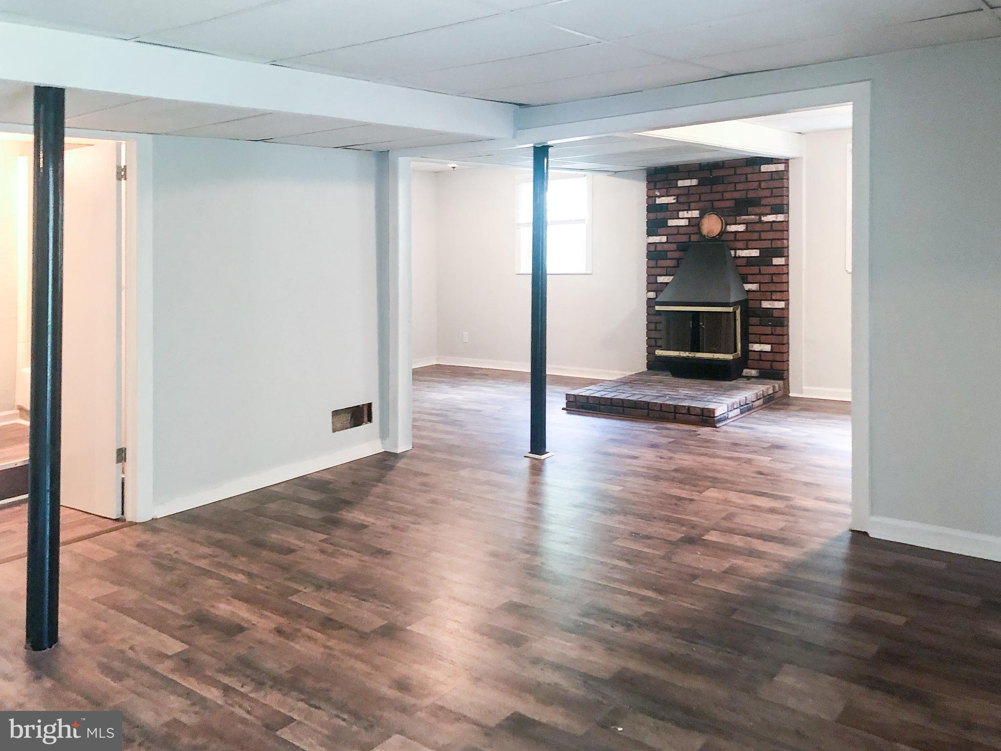 VAN BIBBER MANOR - Residential