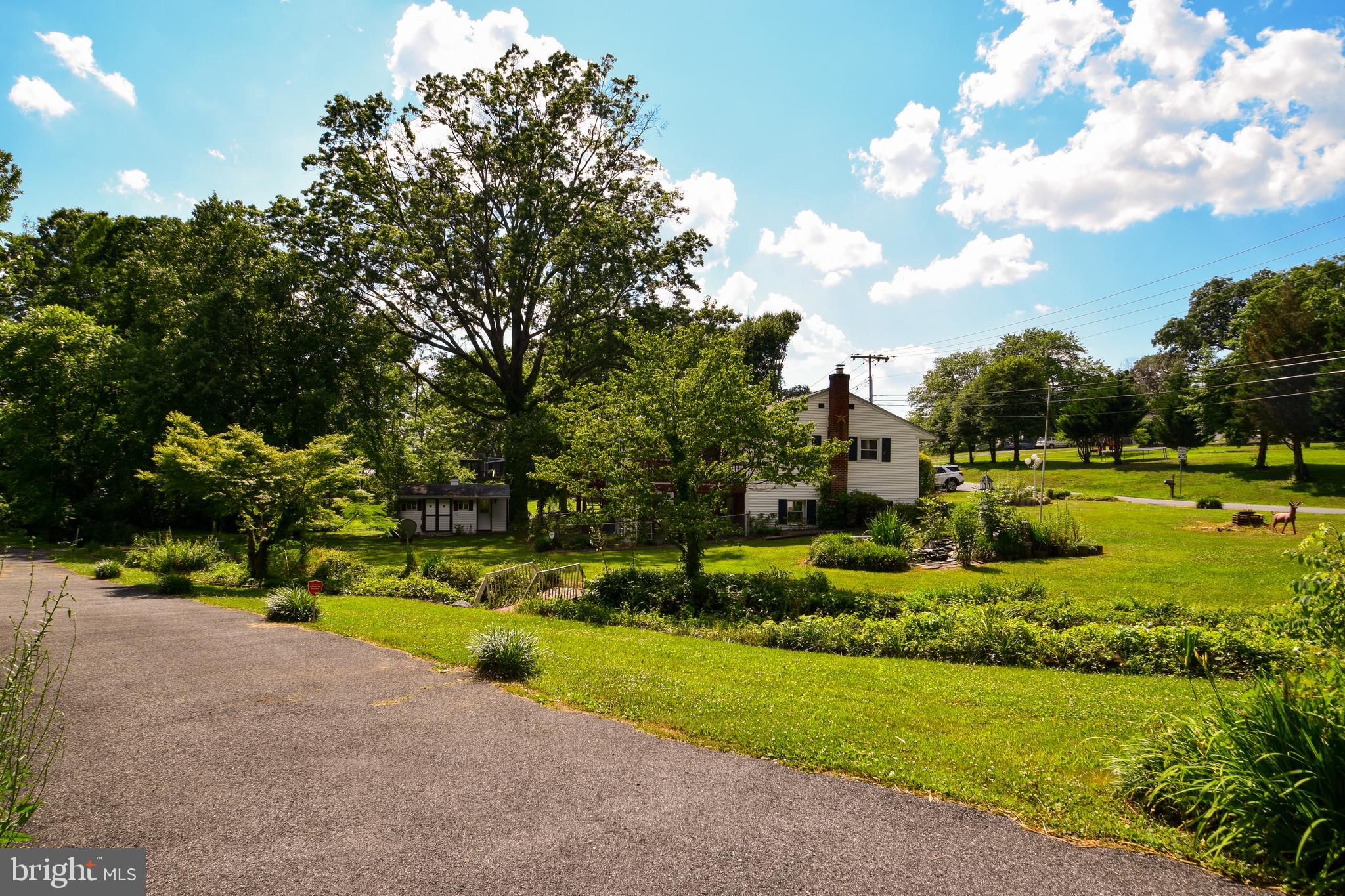 VAN BIBBER MANOR - Residential