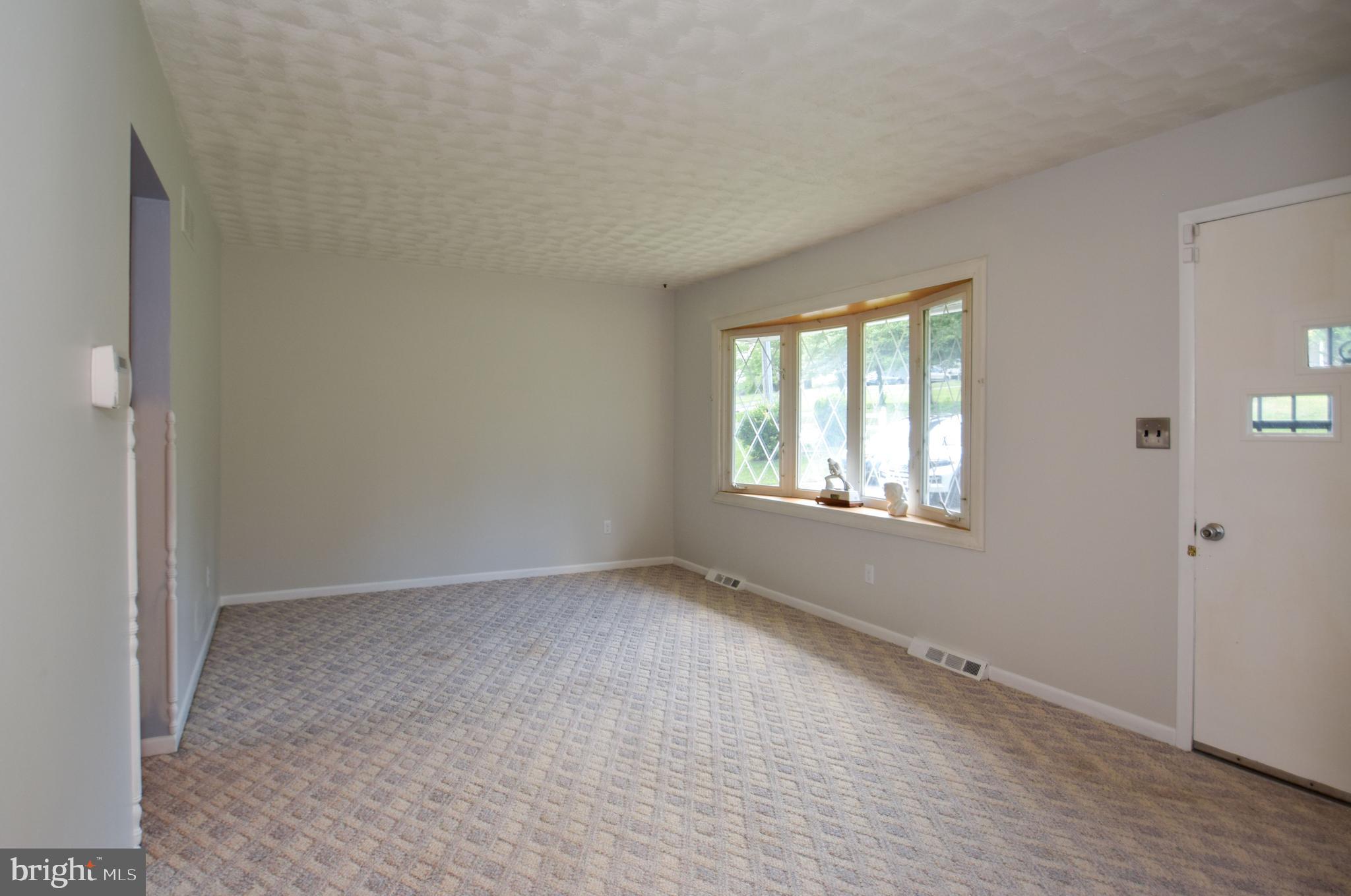 VAN BIBBER MANOR - Residential