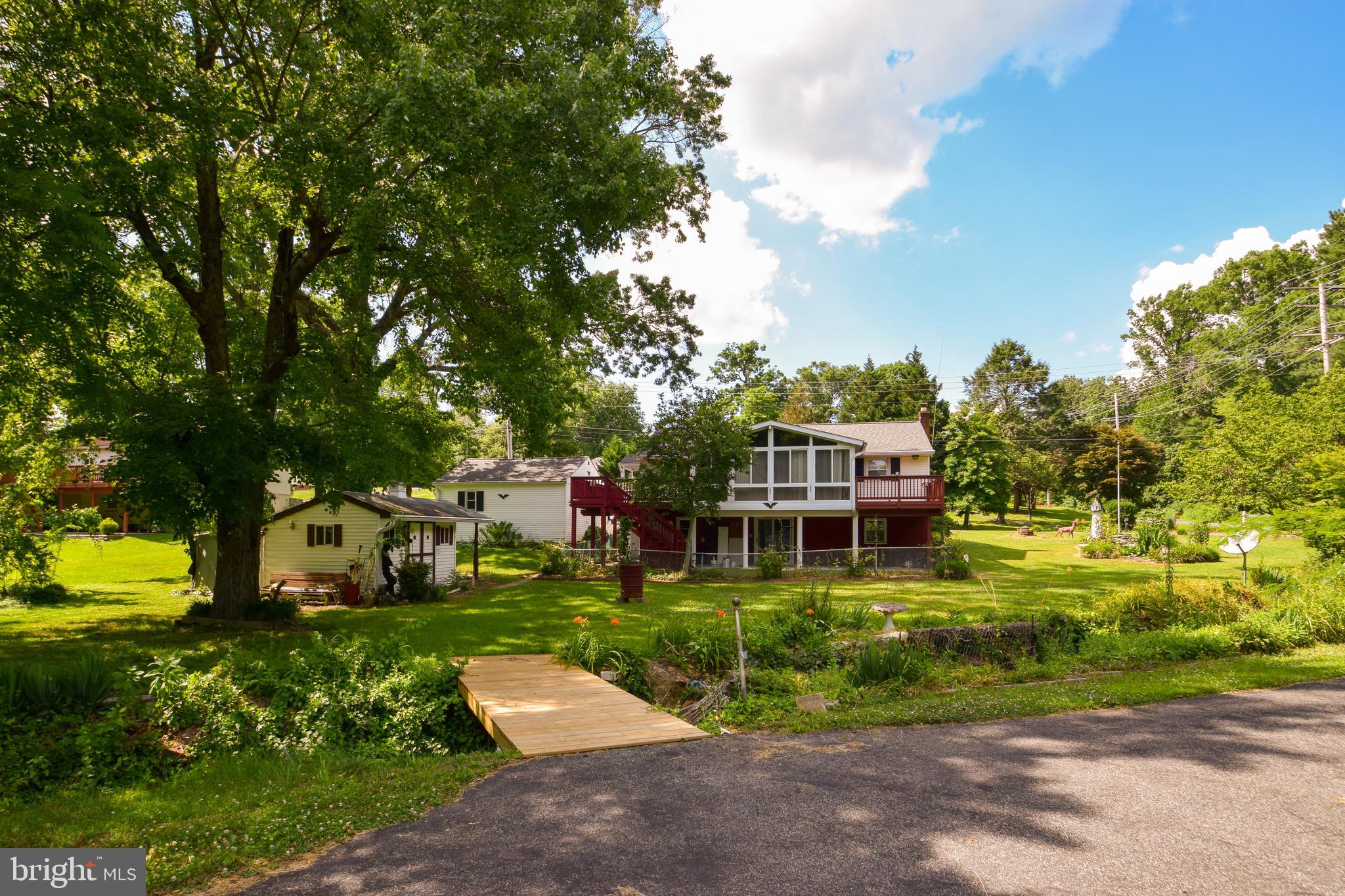 VAN BIBBER MANOR - Residential