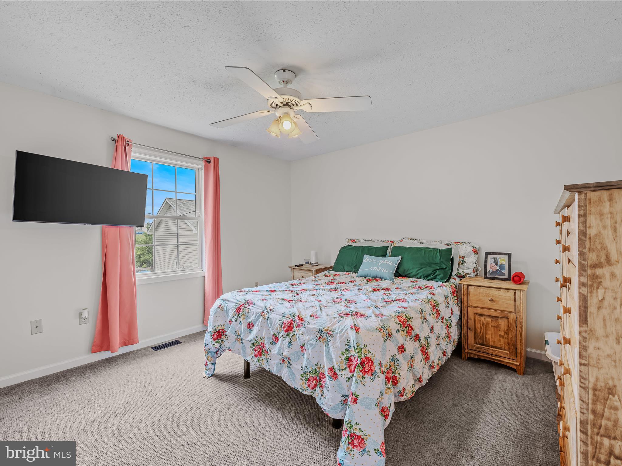 ELIZABETH STATION - Residential