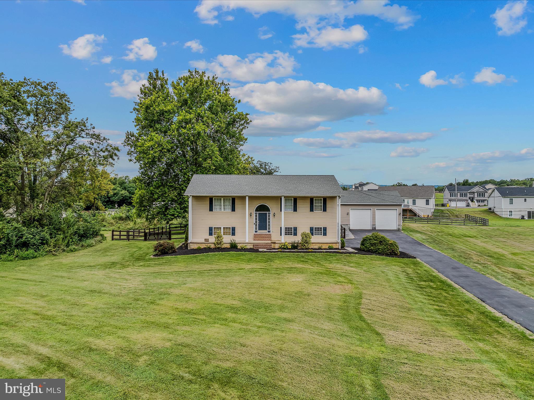 175 WILLIS DRIVE
