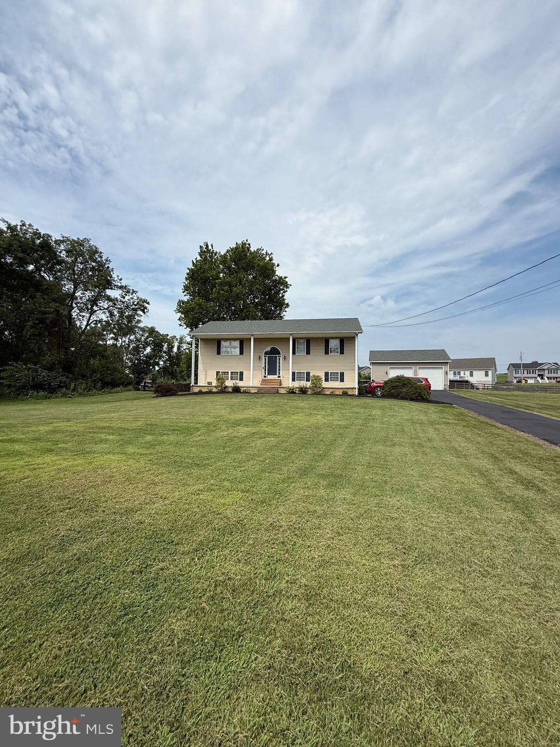 ELIZABETH STATION - Residential