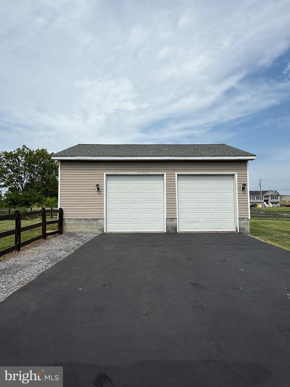 ELIZABETH STATION - Residential