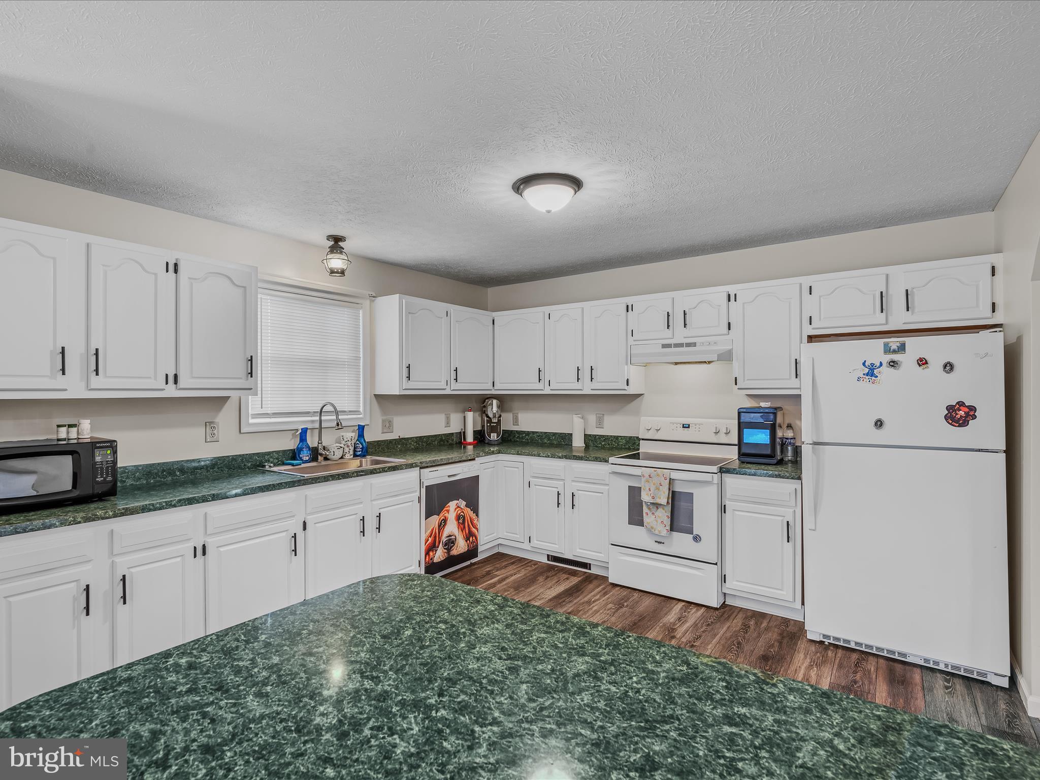 ELIZABETH STATION - Residential