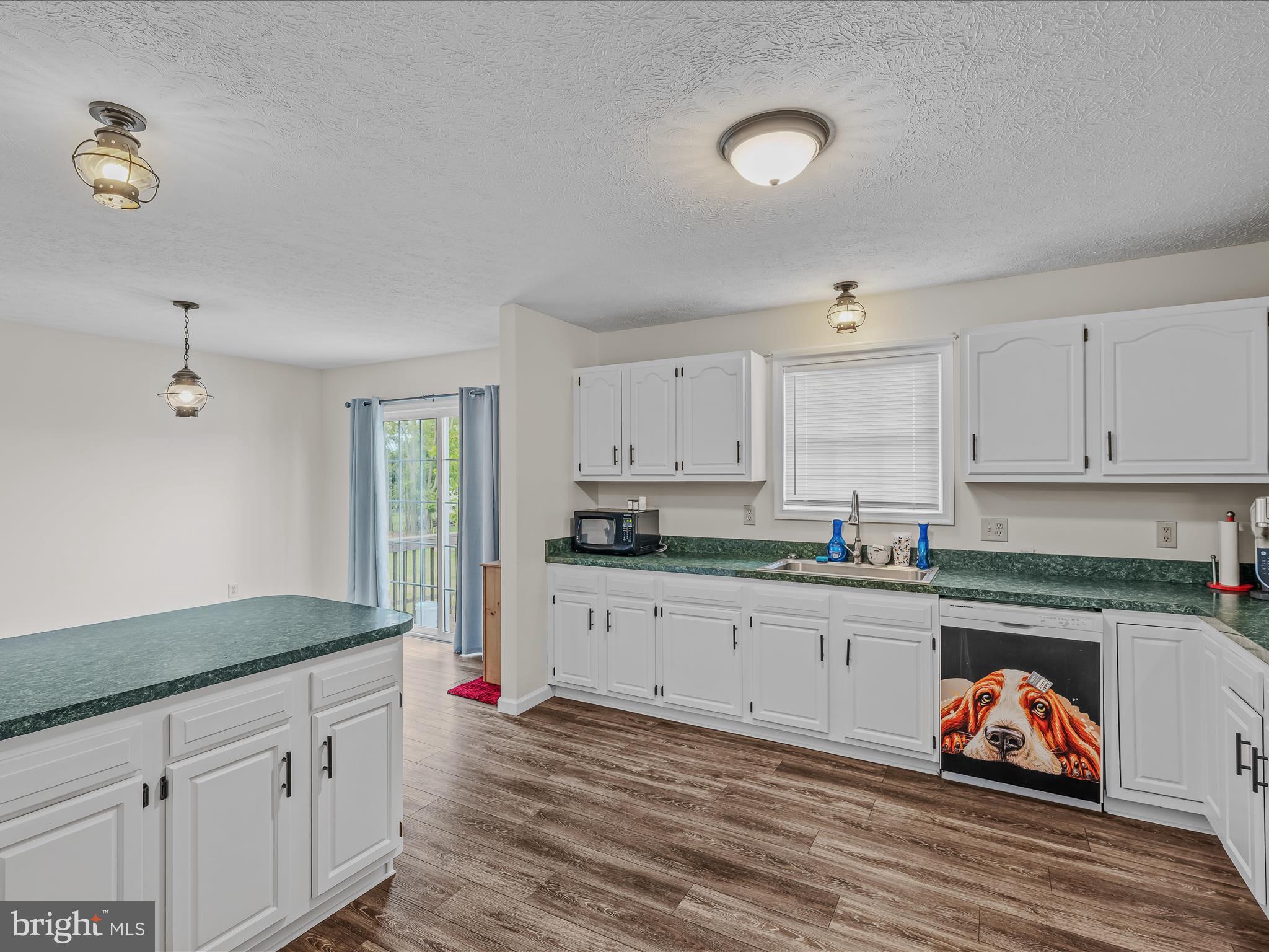 ELIZABETH STATION - Residential