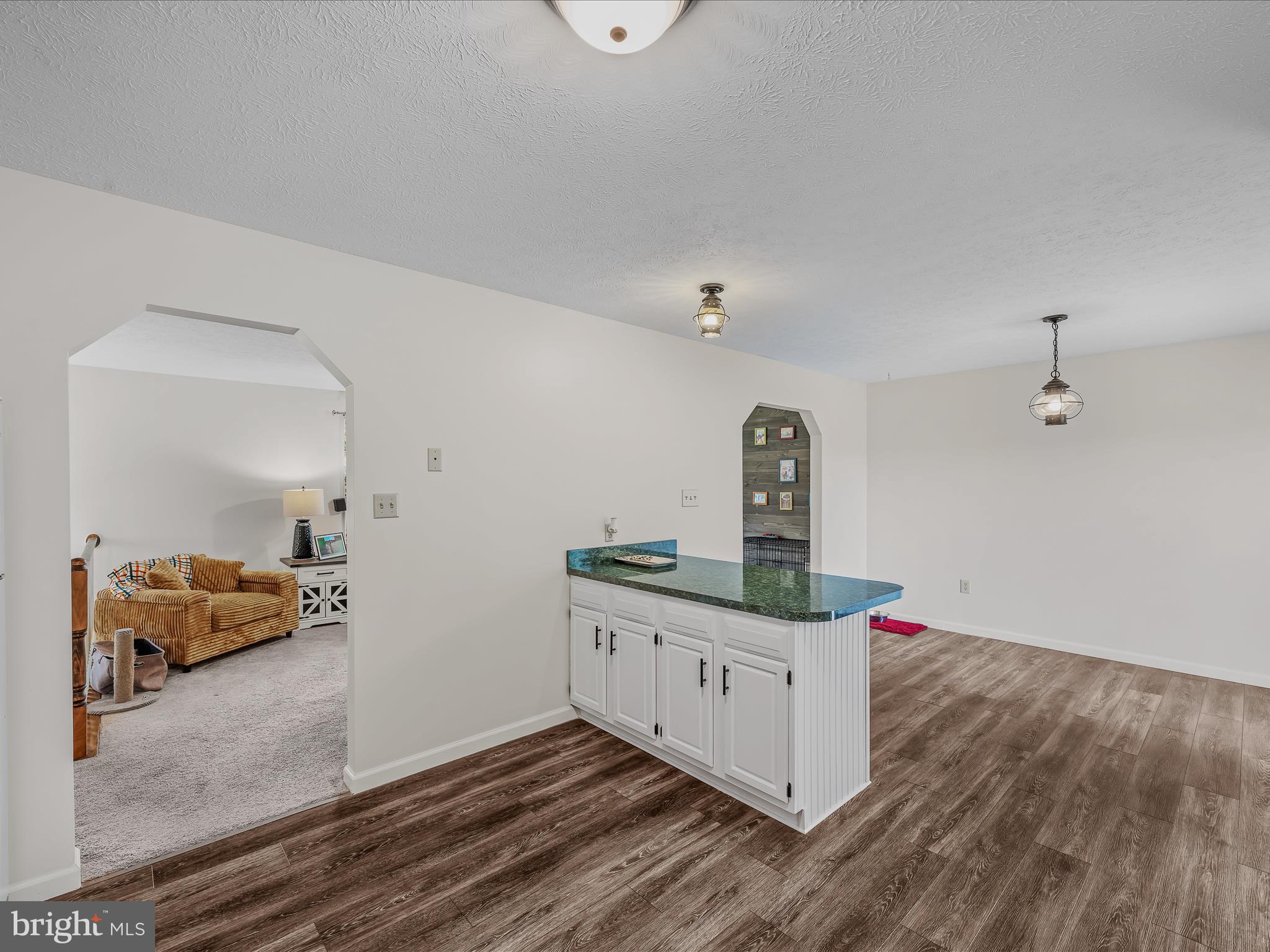 ELIZABETH STATION - Residential