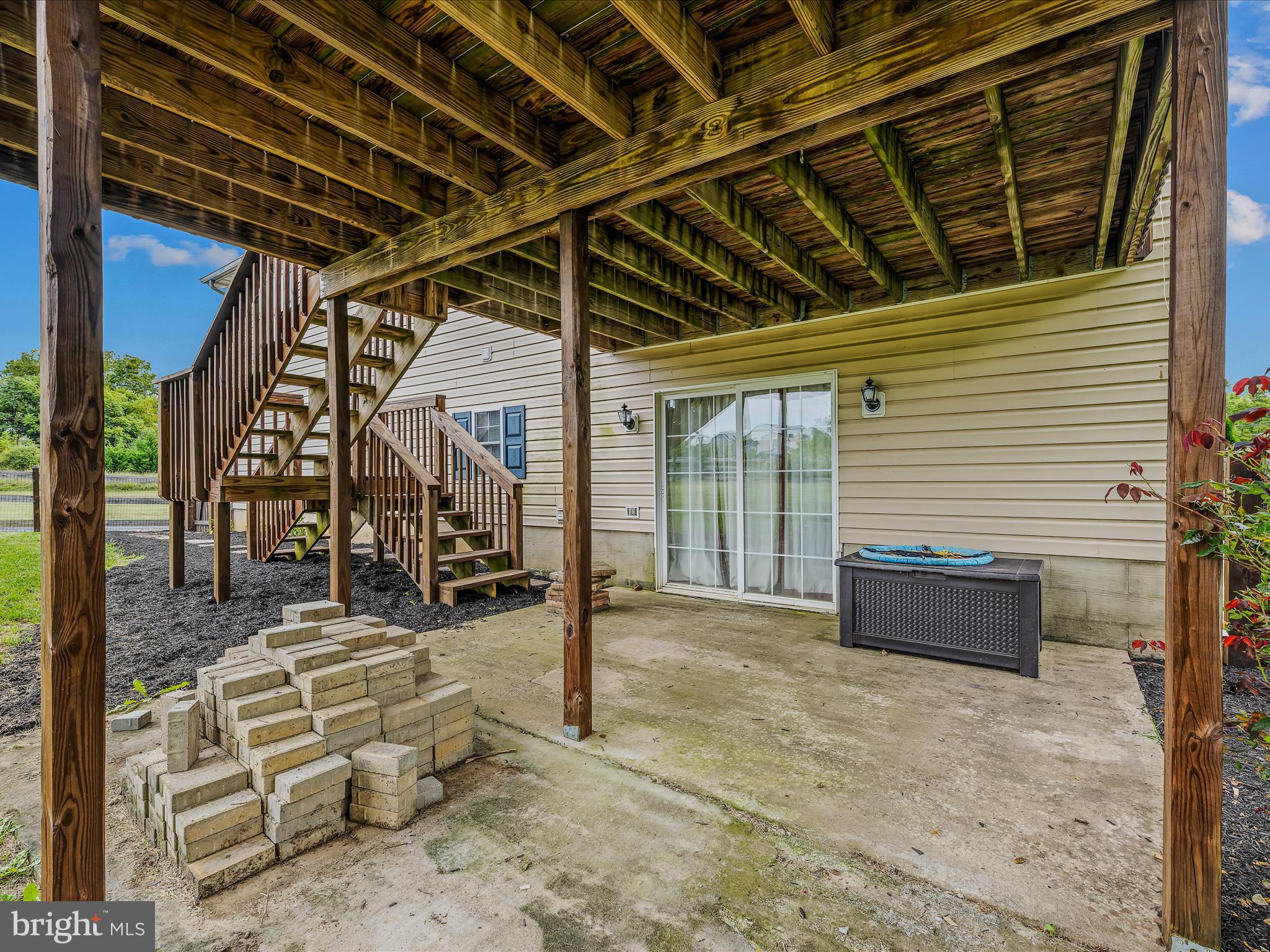 ELIZABETH STATION - Residential