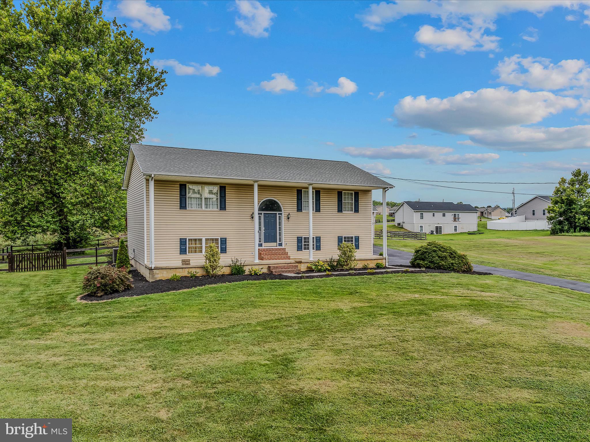 175 WILLIS DRIVE