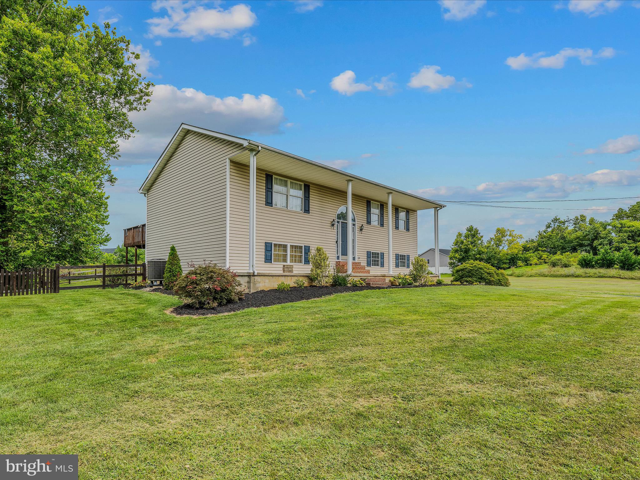 ELIZABETH STATION - Residential