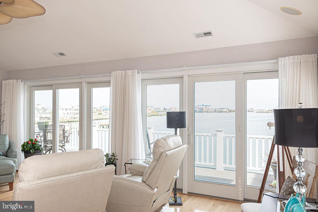 OCEAN CITY HARBOR - Residential