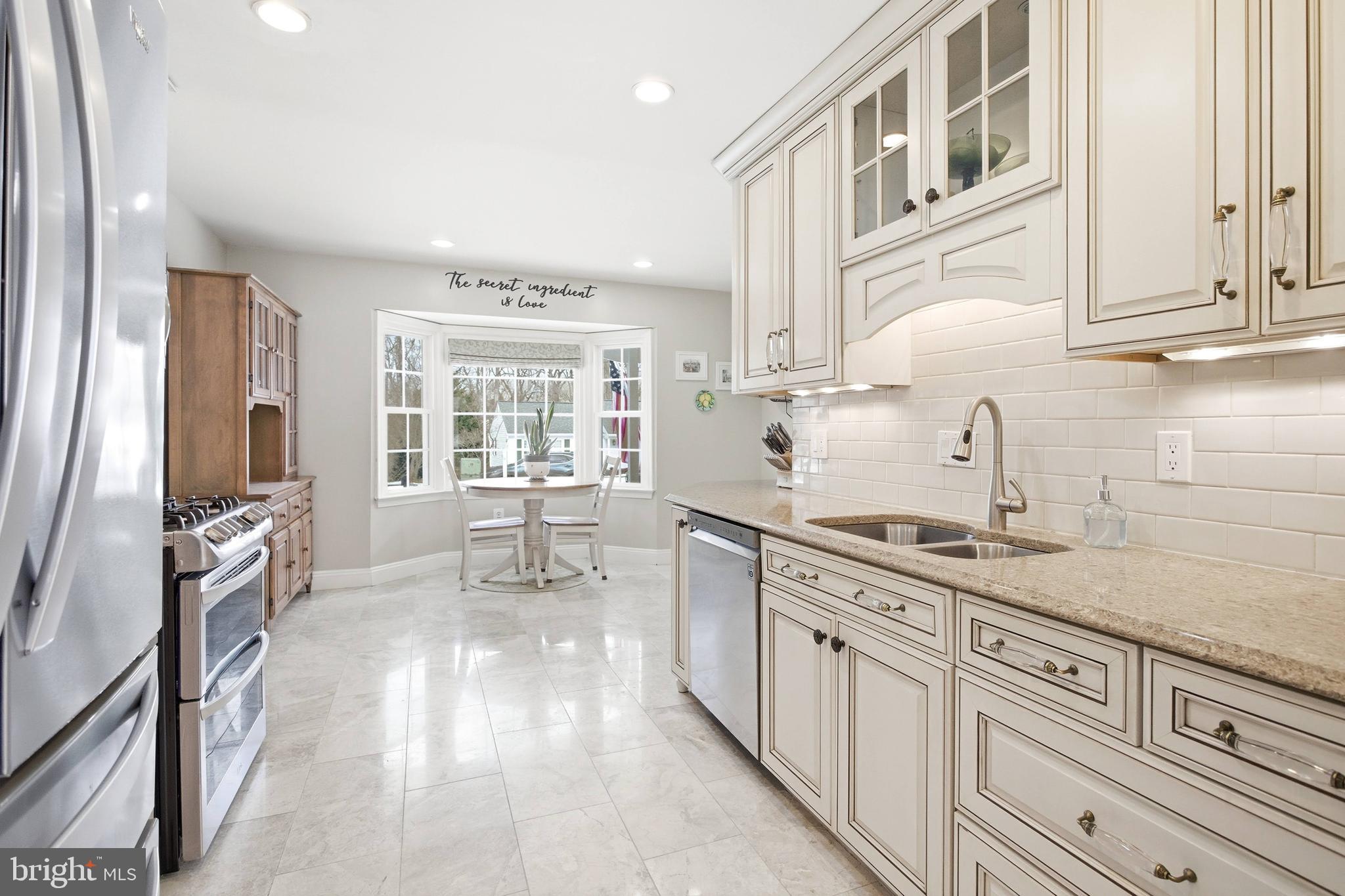 7913 LAURAL VALLEY WAY