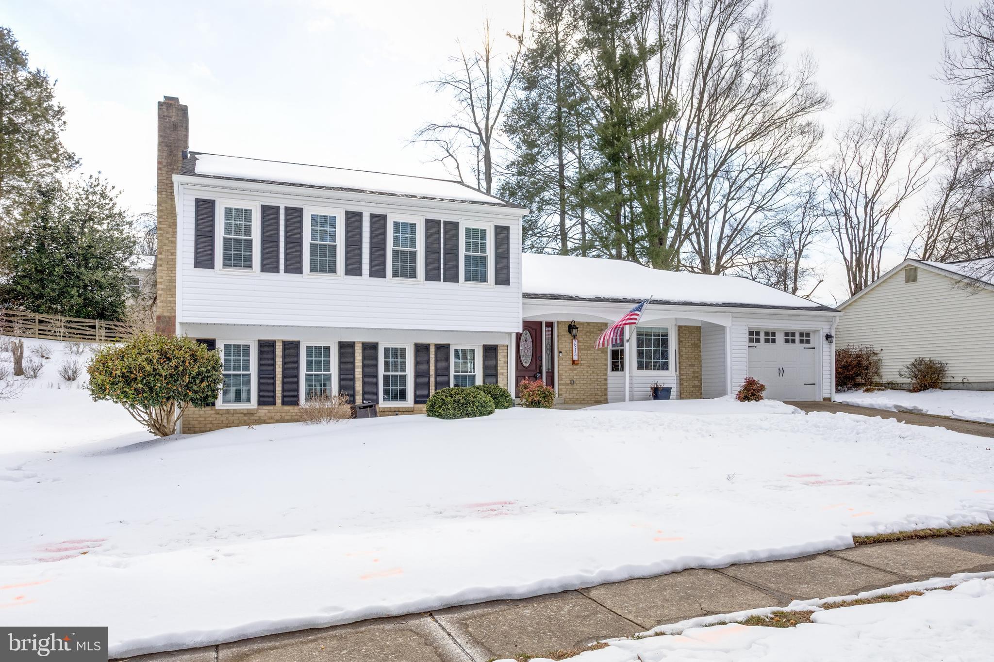 7913 LAURAL VALLEY WAY