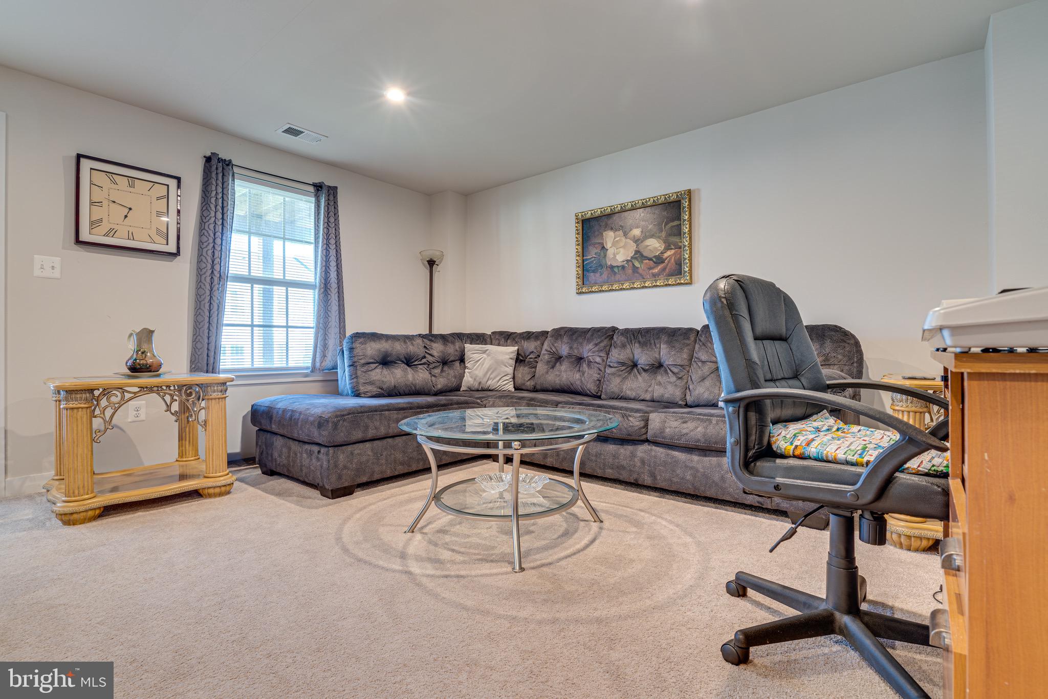 POTOMAC STATION - Residential